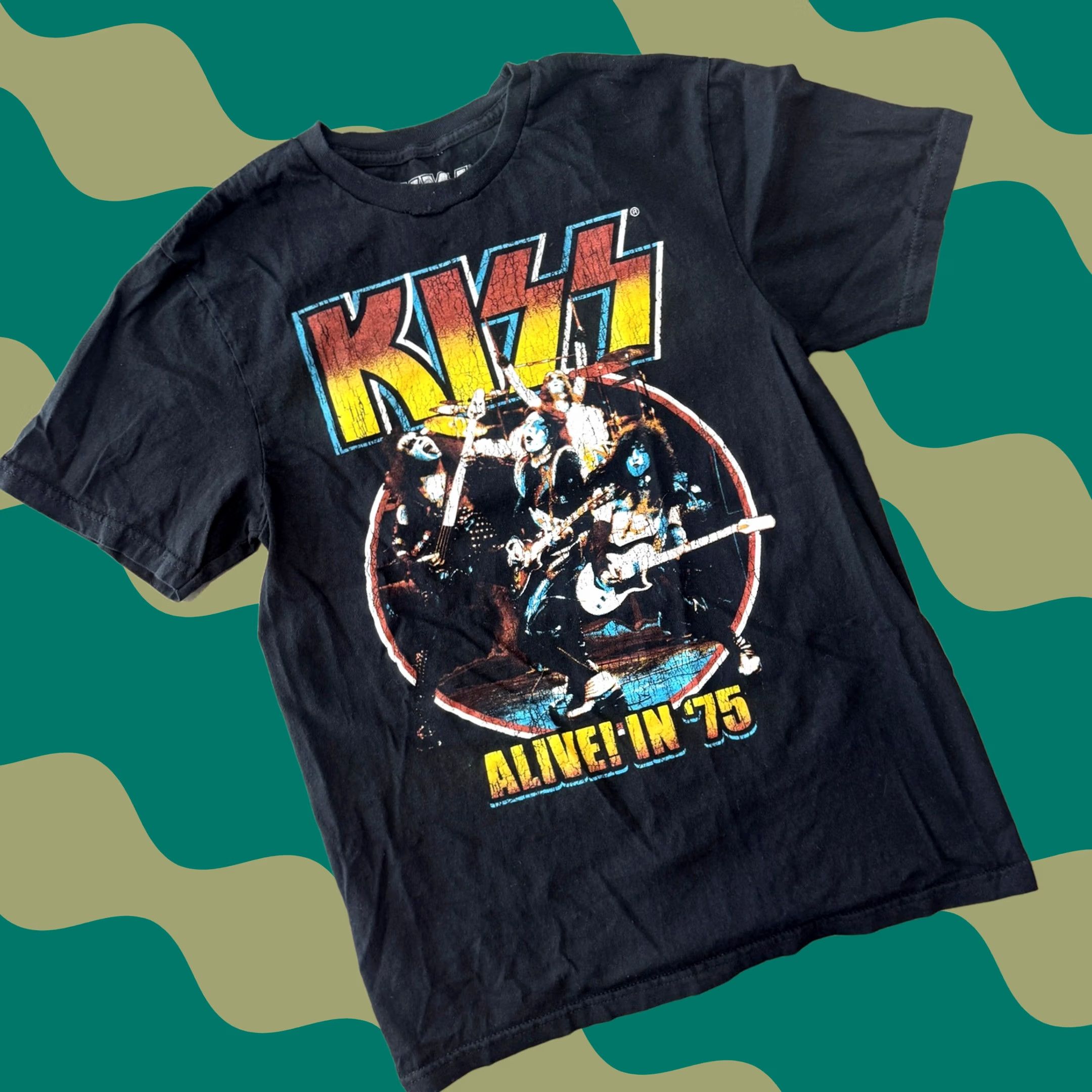Vintage VINTAGE Kiss Black Band Tour Graphic Tee Shirt Adult Small Short Sleeve Mens SS Size US 29 - 1 Thumbnail