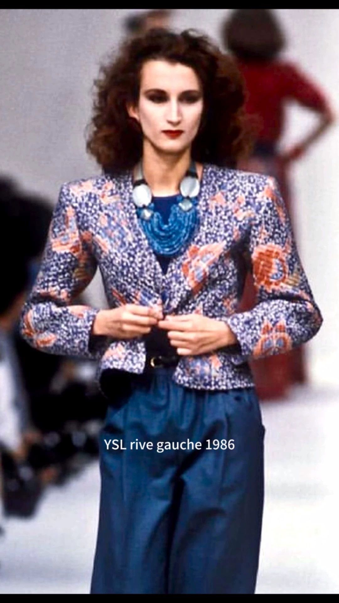 Yves Saint Laurent YSL 1986 SS Runway Butterfly Floral Quilted Blazer Size XXS / US 00 / IT 34 - 1 Thumbnail