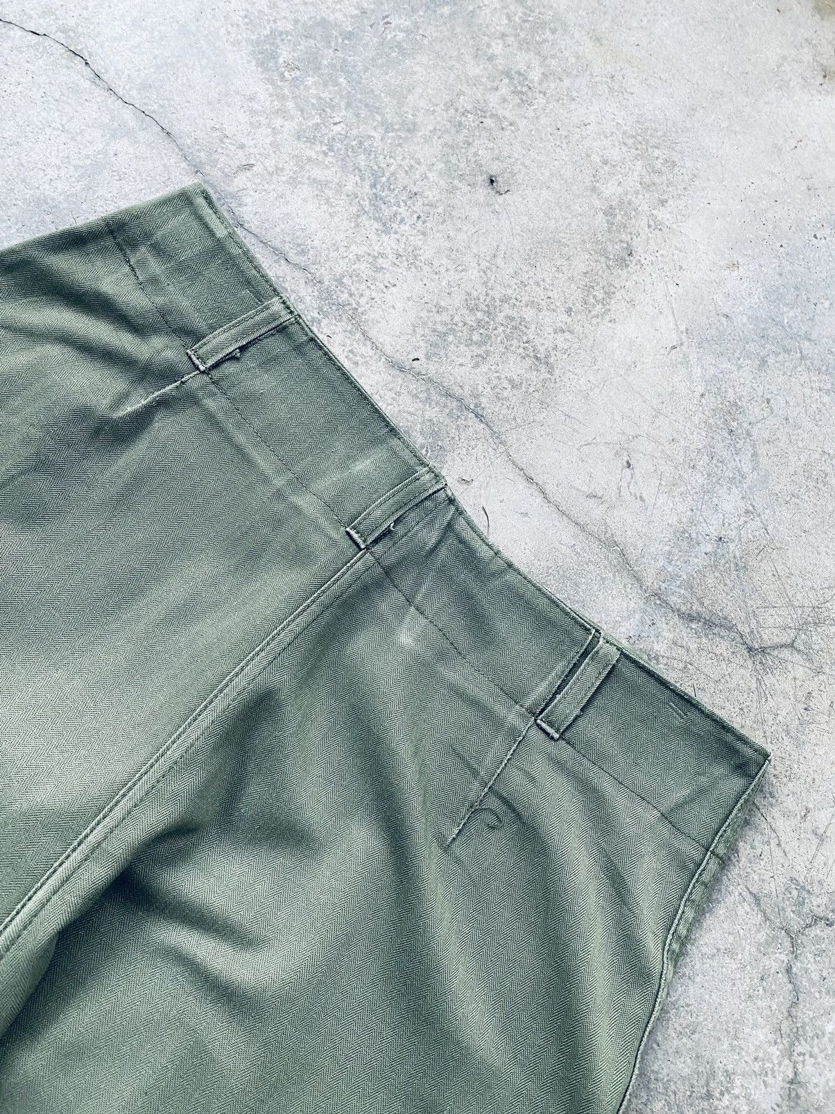 Vintage Vintage Army HBT Baker Pants Distressed Size US 32 / EU 48 - 10 Thumbnail