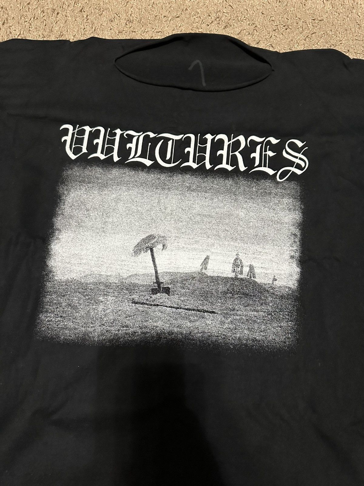 Kanye West × Yeezy Kanye West Yeezy Vultures 1 Black Long sleeve barely used Size US S / EU 44-46 / 1 - 2 Thumbnail