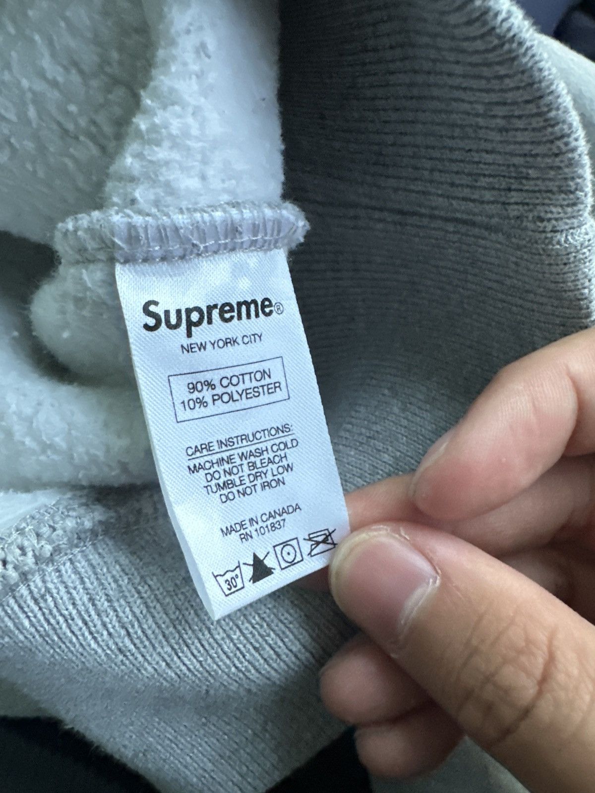 Supreme Two-tone Supreme Logo Hoodie Size US S / EU 44-46 / 1 - 4 Thumbnail