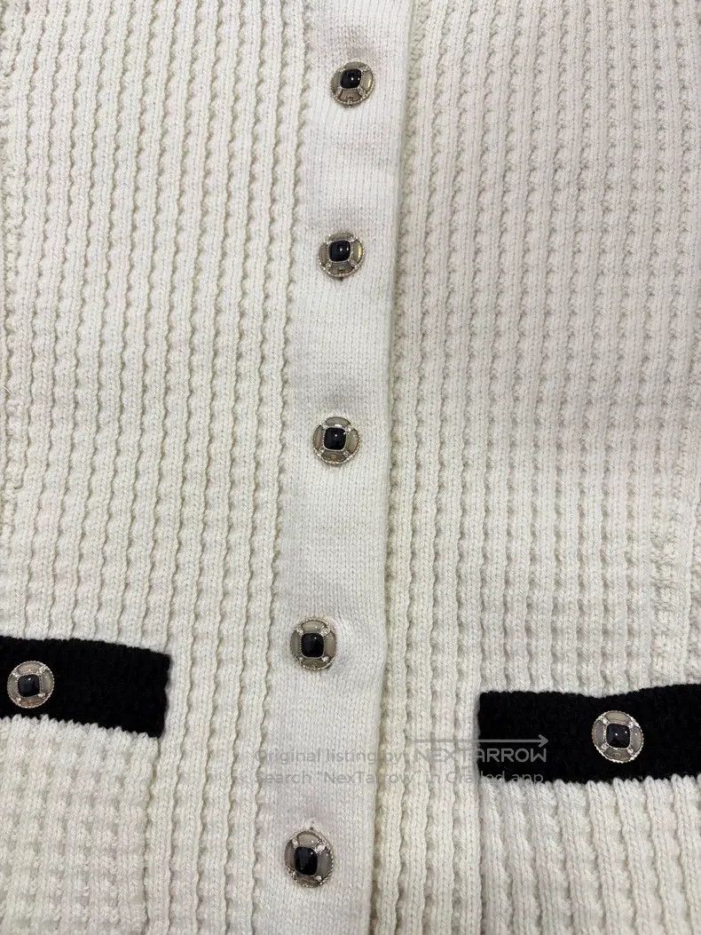 Chanel Chanel Ski series black and white cardigan coat Size XS / US 0-2 / IT 36-38 - 3 Thumbnail