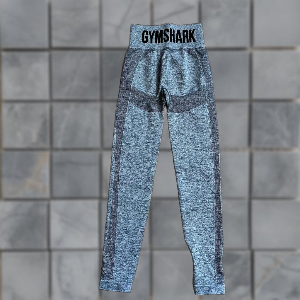 Gymshark Gymshark Leggings Womens XS Seamless Compression Gray Spellout Size 26" / US 2 / IT 38 - 1 Thumbnail