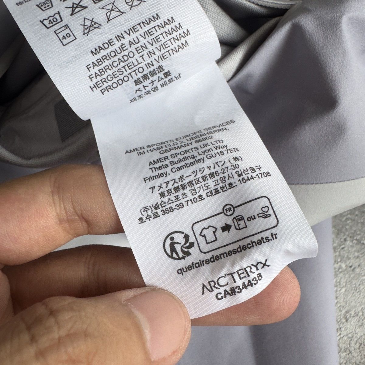 Arc'teryx × Beams Plus Arc'teryx x BEAMS Women's Beta Jacket Tranquil Size S / US 4 / IT 40 - 9 Thumbnail
