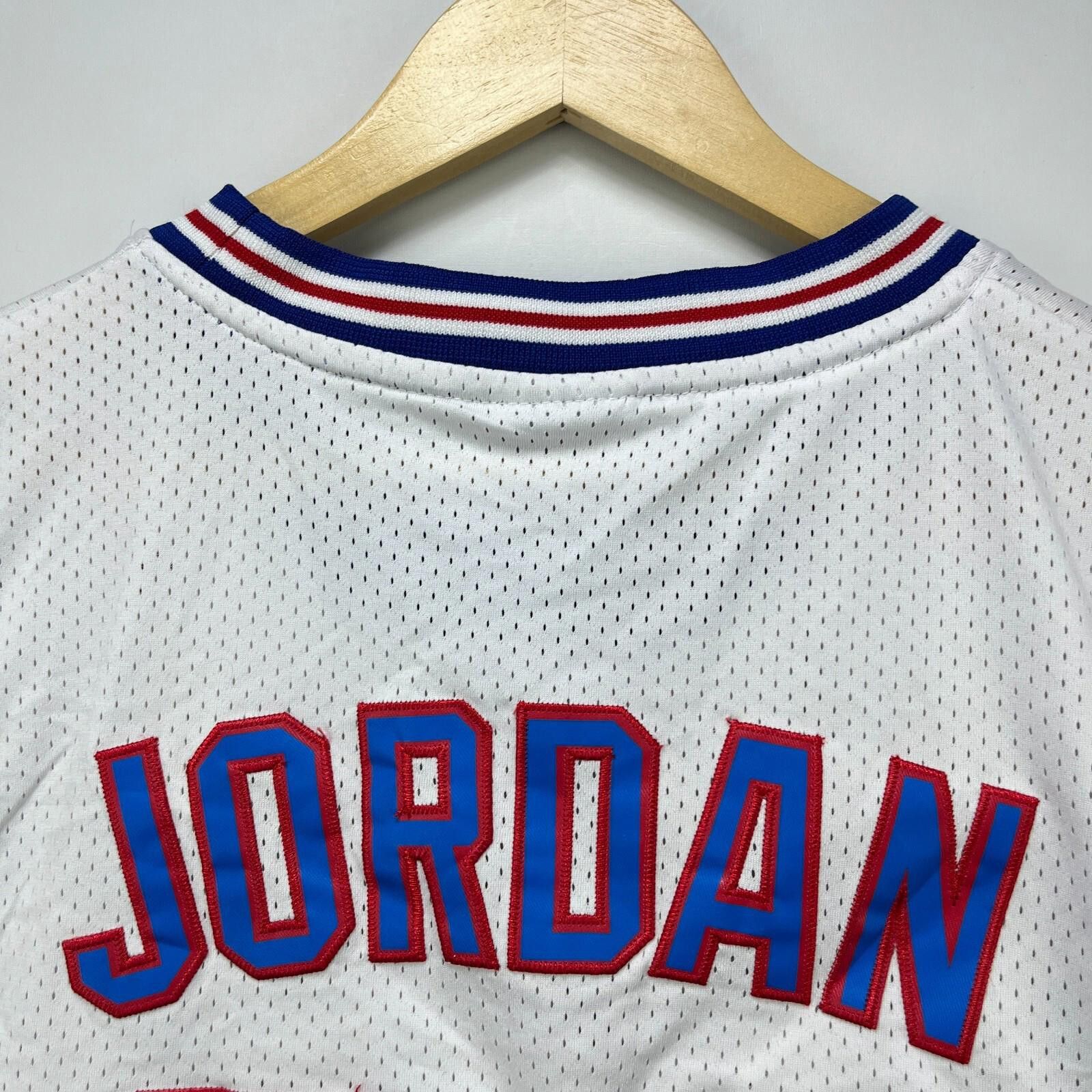 Champion Vintage Michael Jordan Toon Squad Basketball Jersey Medium Size ONE SIZE - 8 Thumbnail