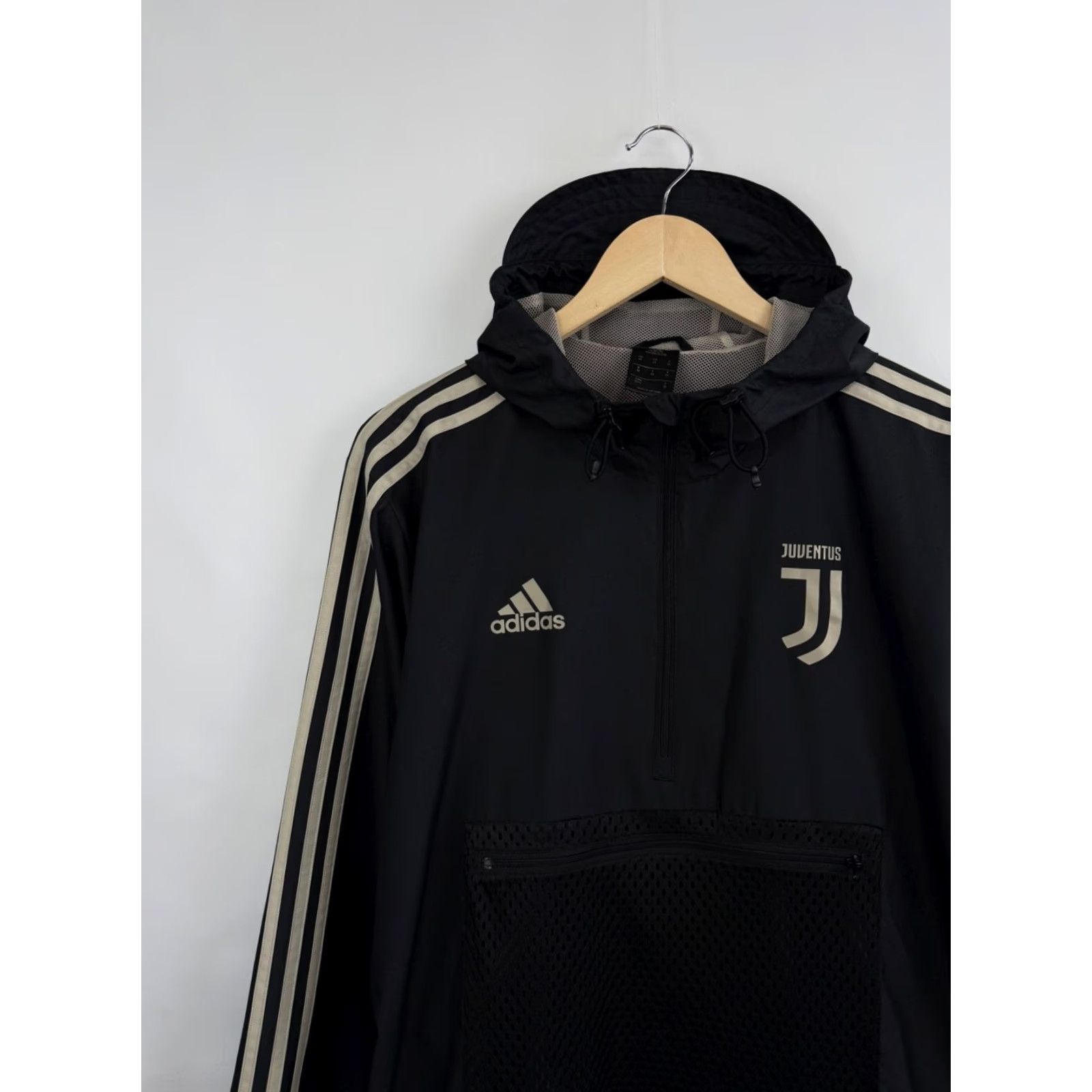 Adidas Nike Adidas Juventus Anorak Jacket Men's M Black Retro Y2K Blokecore Size US M / EU 48-50 / 2 - 7 Thumbnail