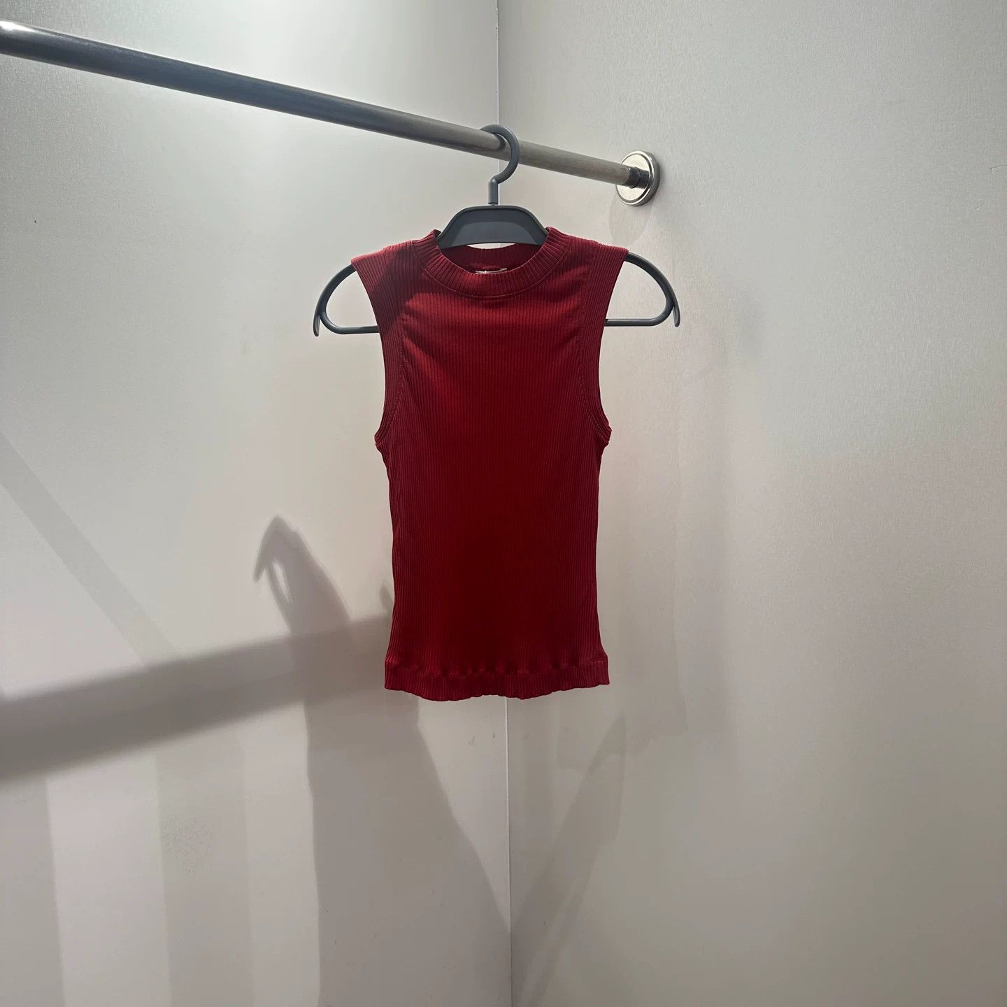 Brunello Cucinelli Brunello Cucinelli Red Tank Top XS Women Size XS / US 0-2 / IT 36-38 - 1 Thumbnail