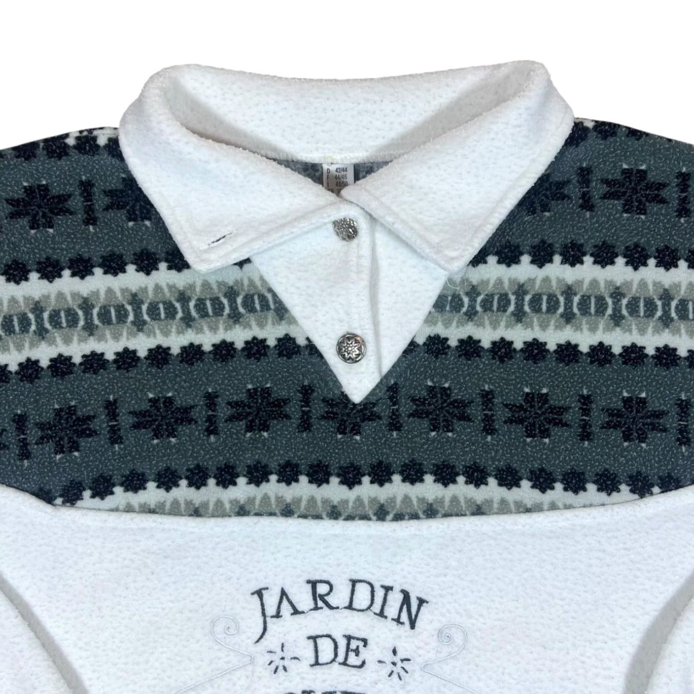 Vintage VINTAGE JARDIN DE PROVENCE Patterned 1/4 Button Fleece Sweatshirt Women's 16/18 White/Gray Embroidered Front 90s Pullover Womens Size XXL / US 16-18 / IT 52-54 - 3 Thumbnail