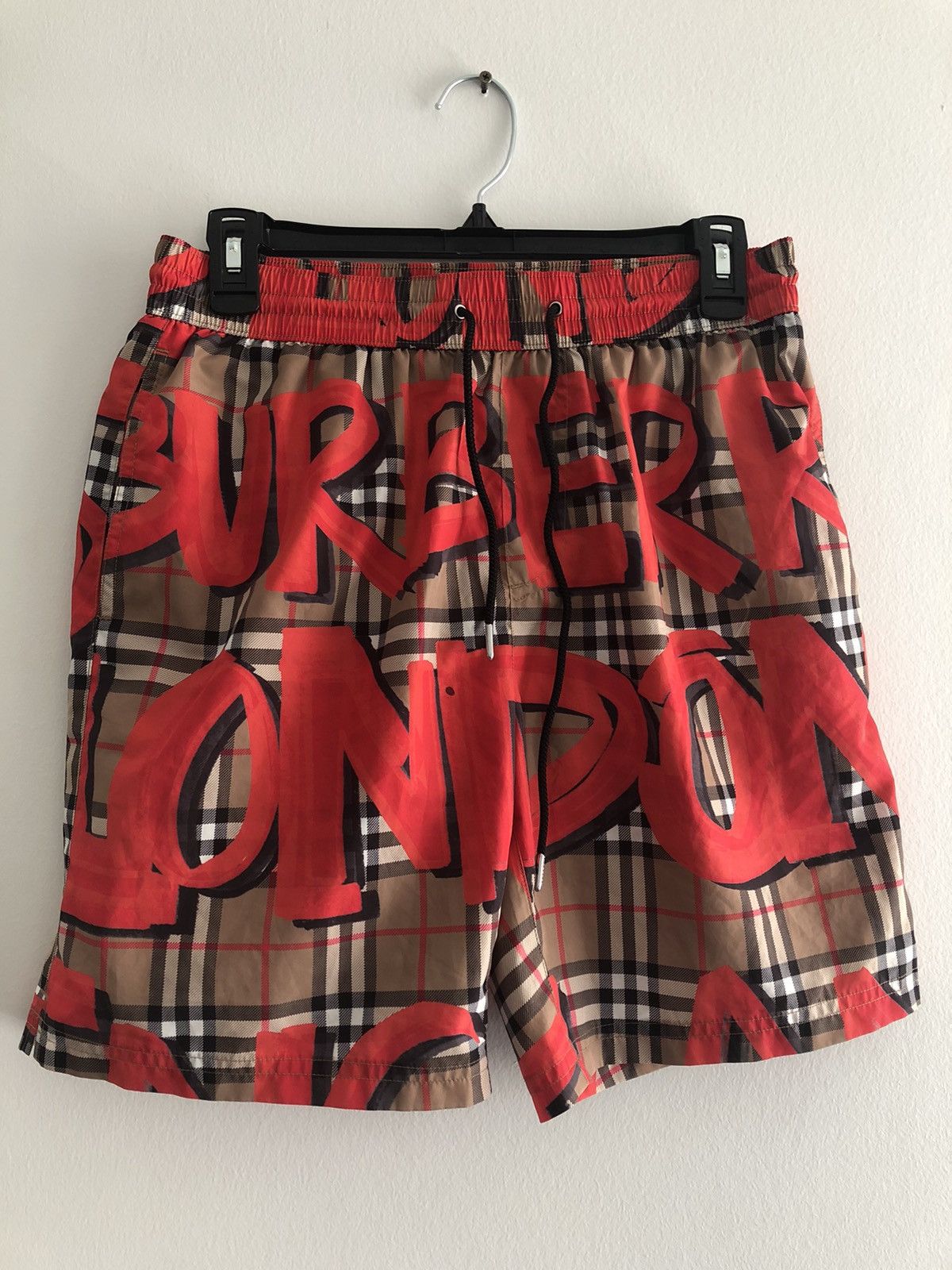 Burberry shorts graffiti shop