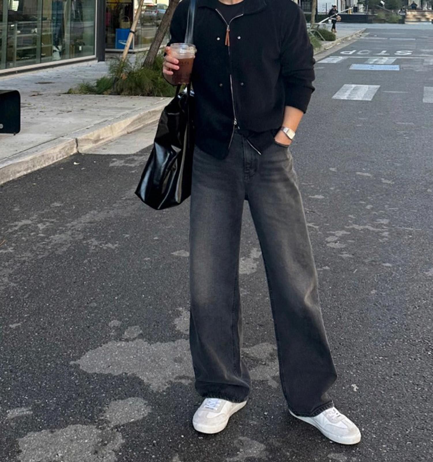 Jean × Vintage Stylish High-Waisted Black Denim Jeans Size US 32 / EU 48 - 1 Thumbnail