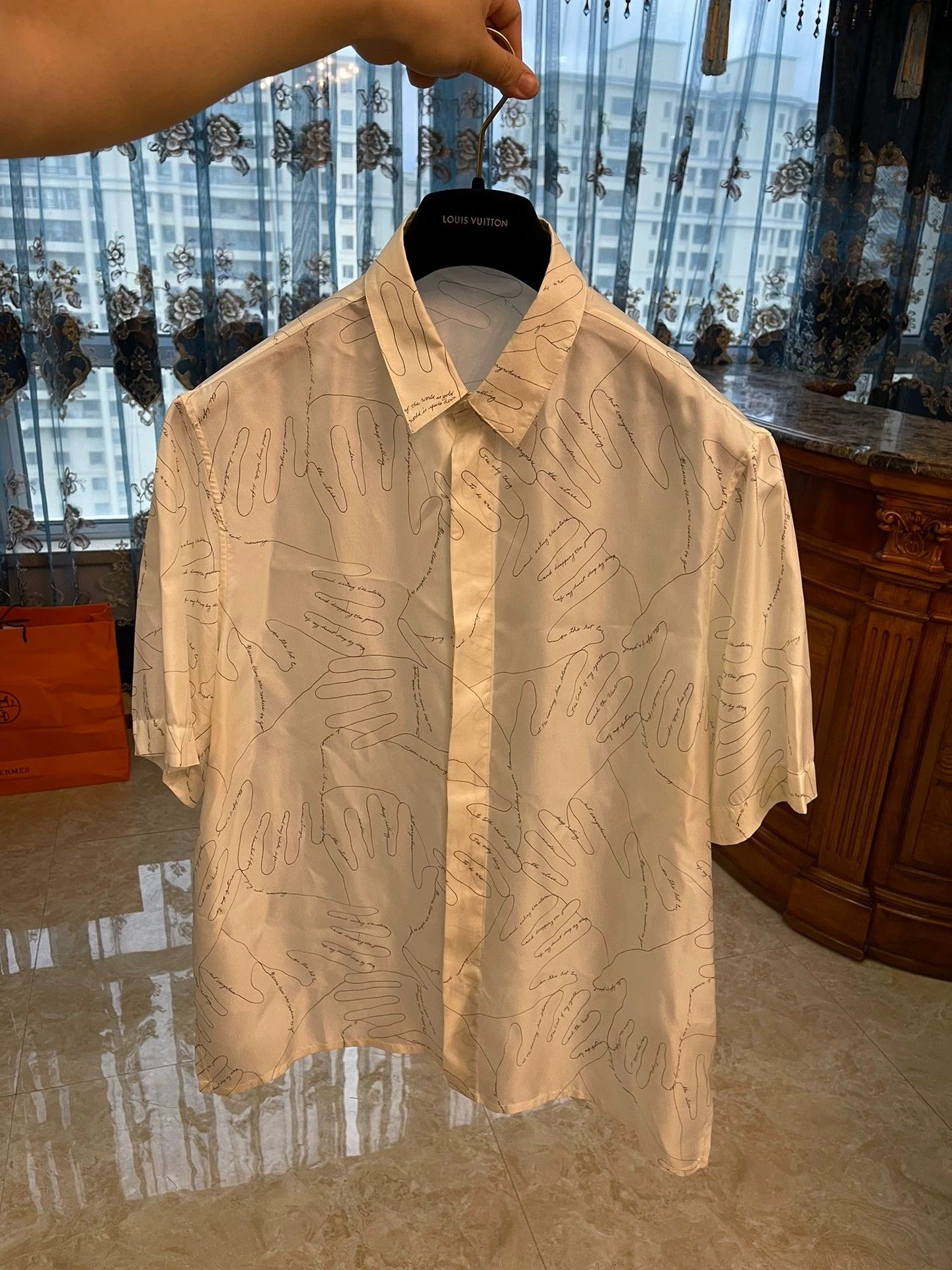 Dior Dior Silk Full Logo Palm Print Premium Shirt 40 Worn Once Size US M / EU 48-50 / 2 - 1 Thumbnail