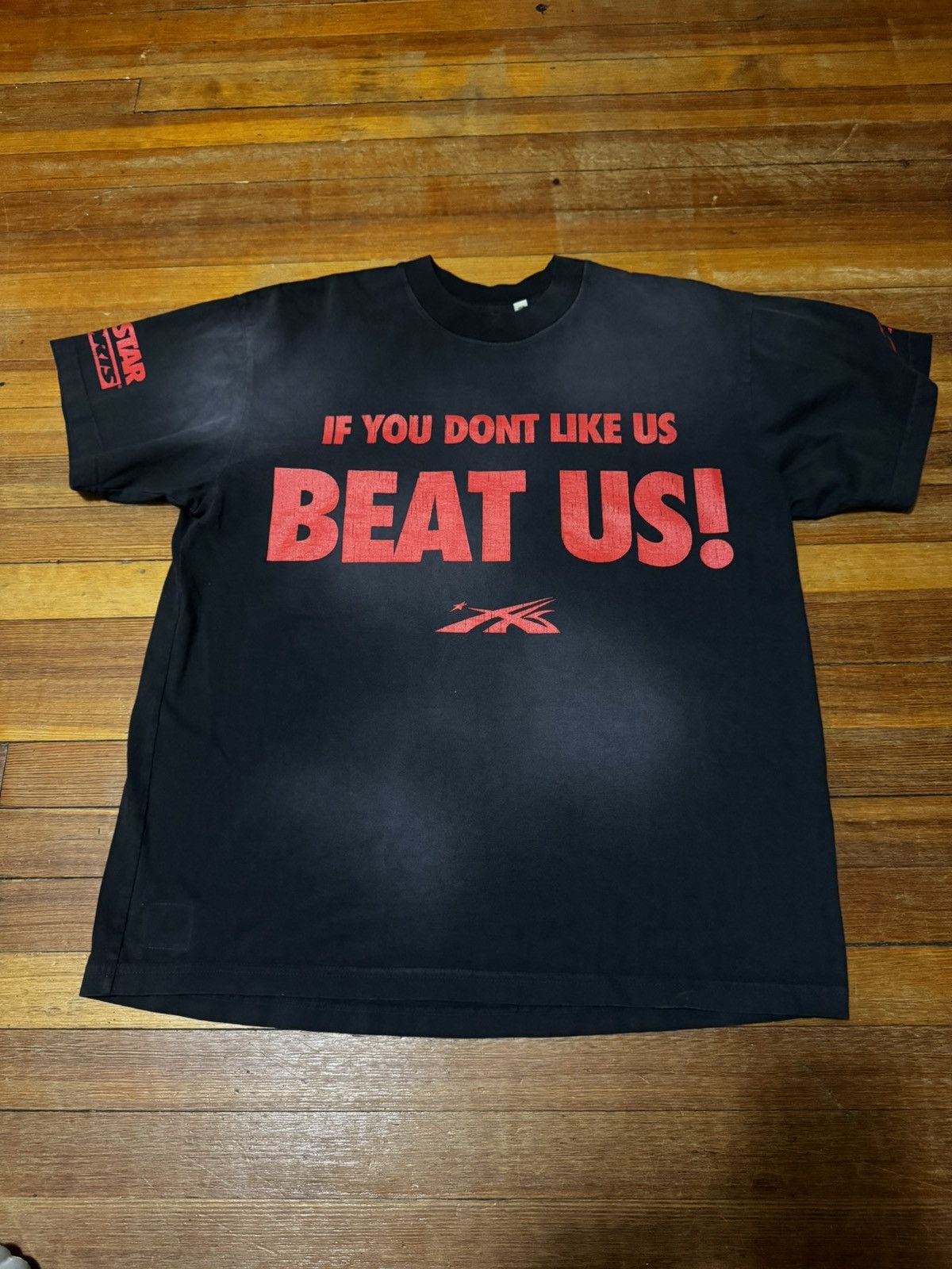 HELLSTAR Hellstar Beat Us! t shirt Size US L / EU 52-54 / 3 - 1 Thumbnail