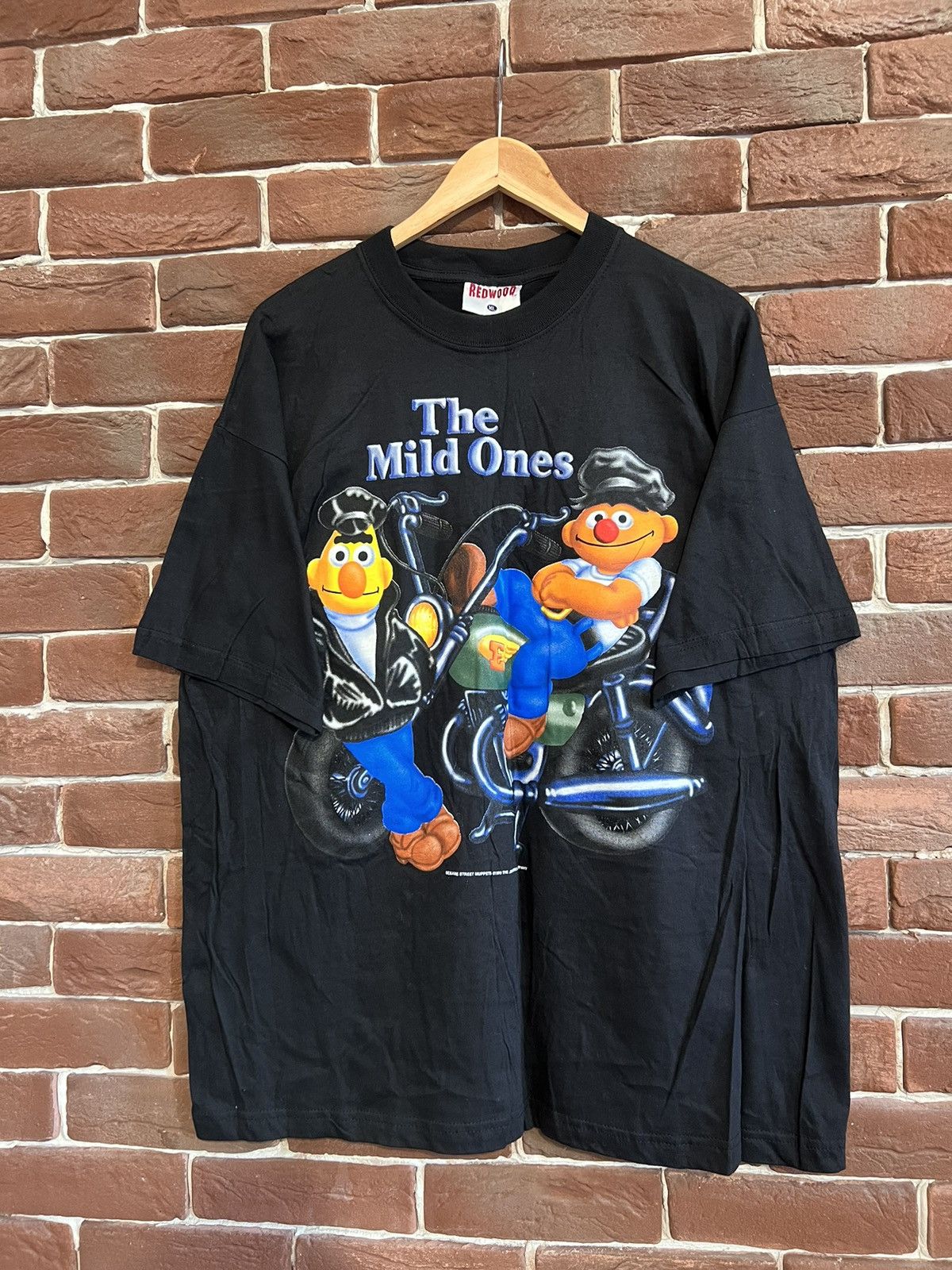 Cartoon Network 90s Vintage Sesame Street 1998 Bert and Ernie T-shirt Movie Size US XL / EU 56 / 4 - 1 Thumbnail