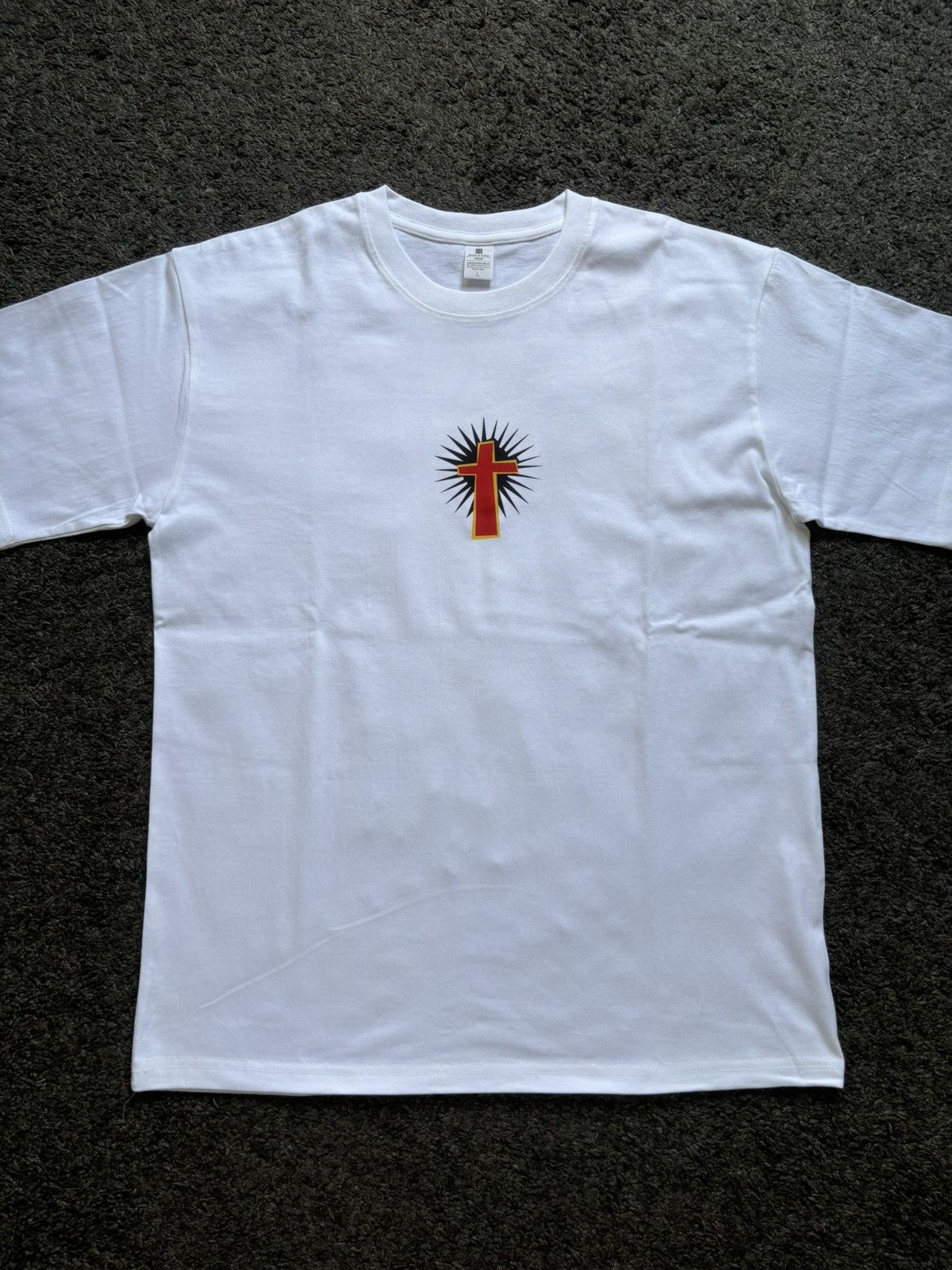 Vintage Vintage red cross Jesus Christian heavyweight white tee Size US M / EU 48-50 / 2 - 5 Thumbnail