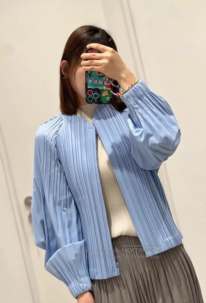 Issey Miyake Issey Miyake Eggshell Blue Coat Size L / US 10 / IT 46 - 1 Thumbnail