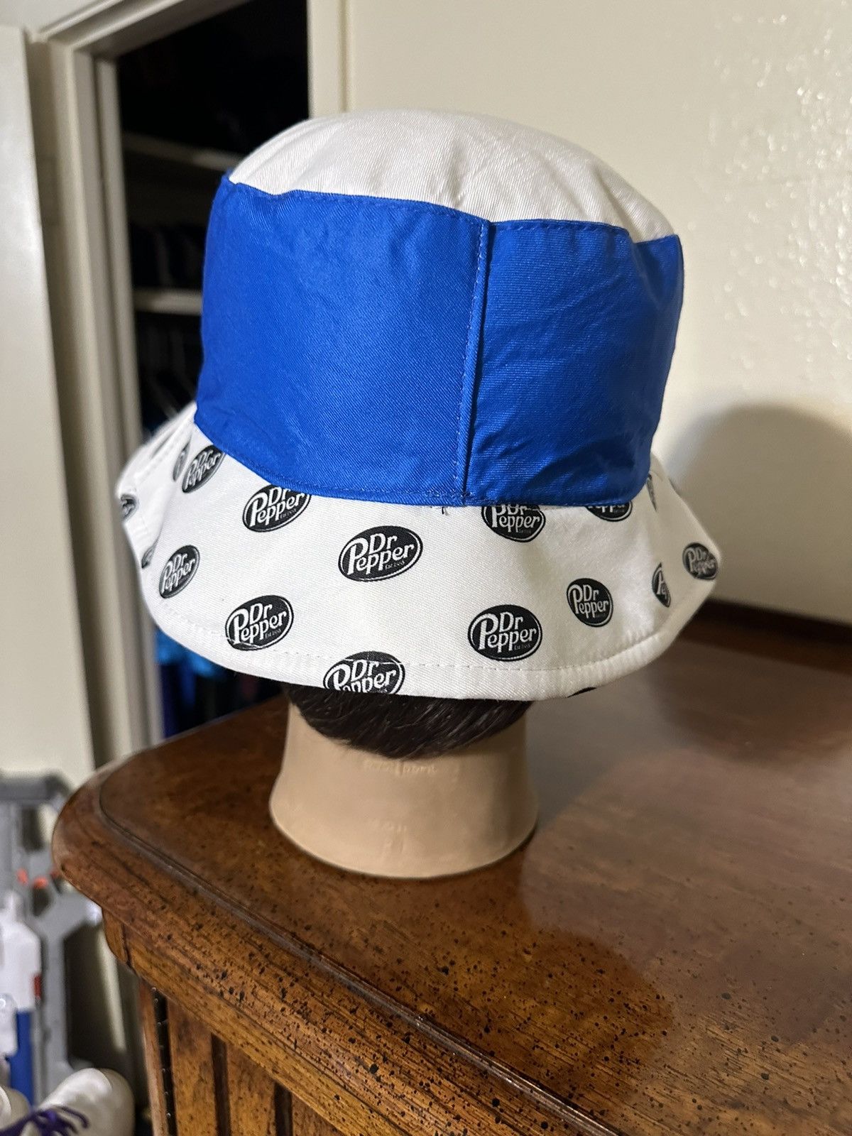 NBA × Vintage Vintage NBA Dr. Pepper Dallas Mavericks bucket hat 00s Size ONE SIZE - 4 Thumbnail