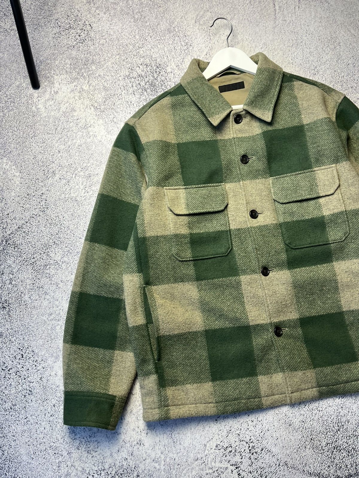 Flannel Vintage Uniqlo Flannel Shirt Japanese Size M Size US M / EU 48-50 / 2 - 5 Thumbnail