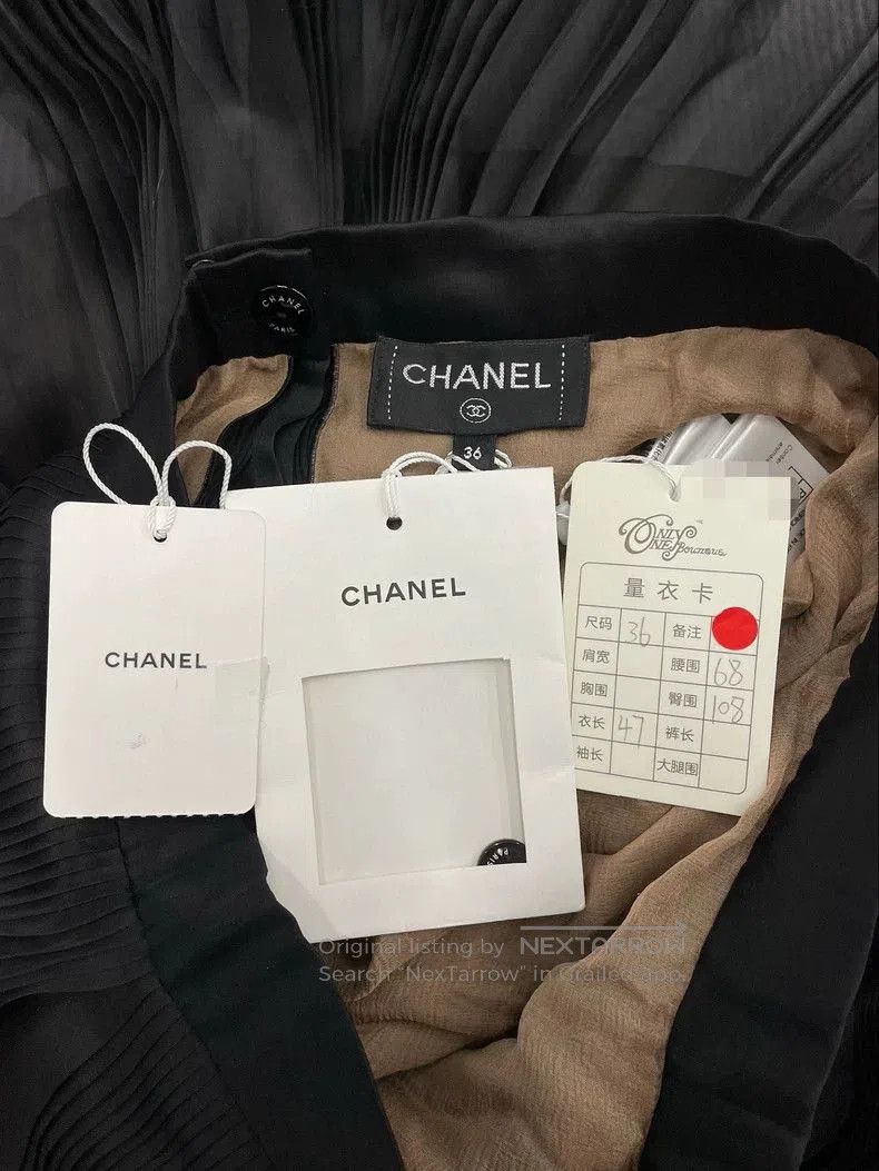 Chanel Chanel Pearl CC Pleated Skirt. Size US 36 / EU 52 - 4 Thumbnail