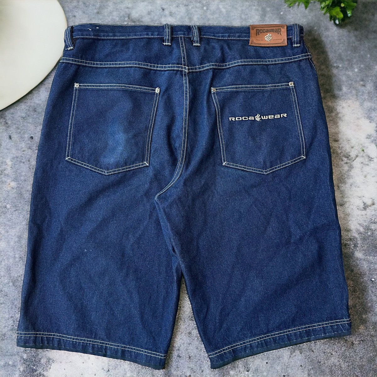 Vtg Y2K Rocawear Baggy Denim Shorts (36x29) | eBay