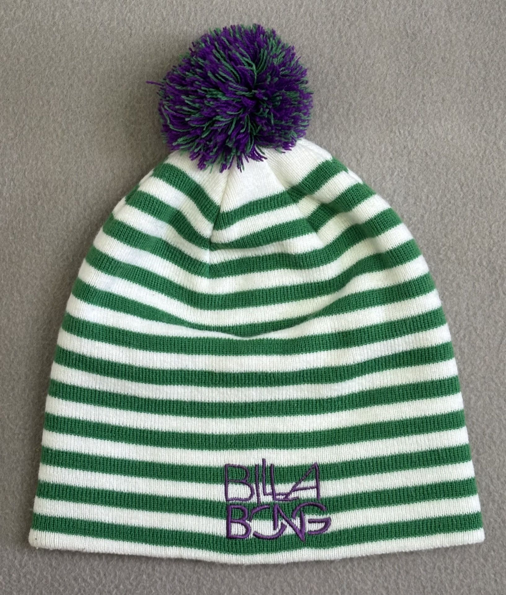 Billabong BillaBong winter hat white green size. Universal Size ONE SIZE - 1 Thumbnail