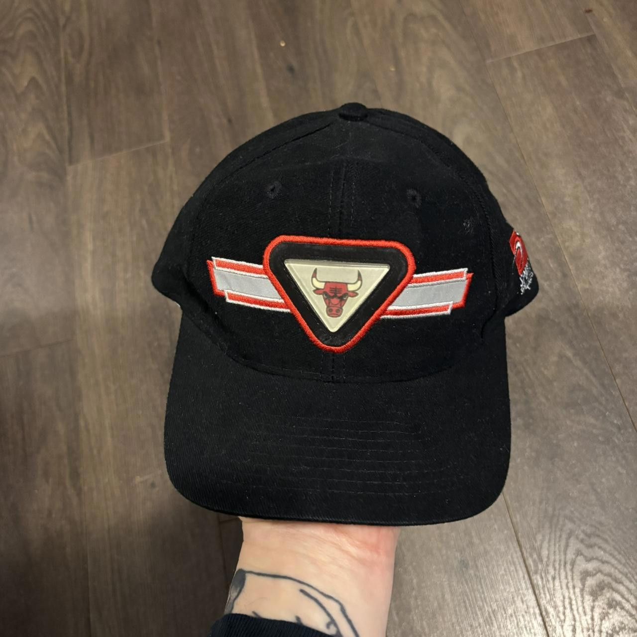 Sports Specialties Vintage chicago bulls sports specialties strap back hat 90s Size ONE SIZE - 1 Thumbnail