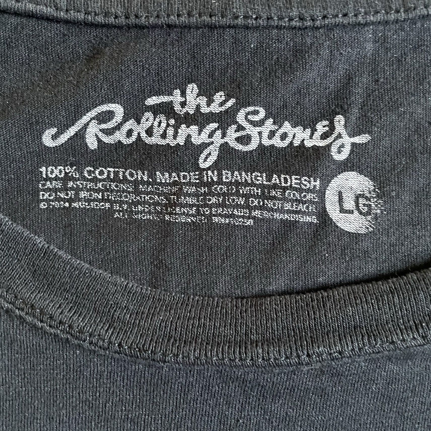 Vintage VINTAGE Rolling Stones Shirt Women’s L Rock Roll Band Tee T-shirt Black Red Lips Size L / US 10 / IT 46 - 4 Thumbnail