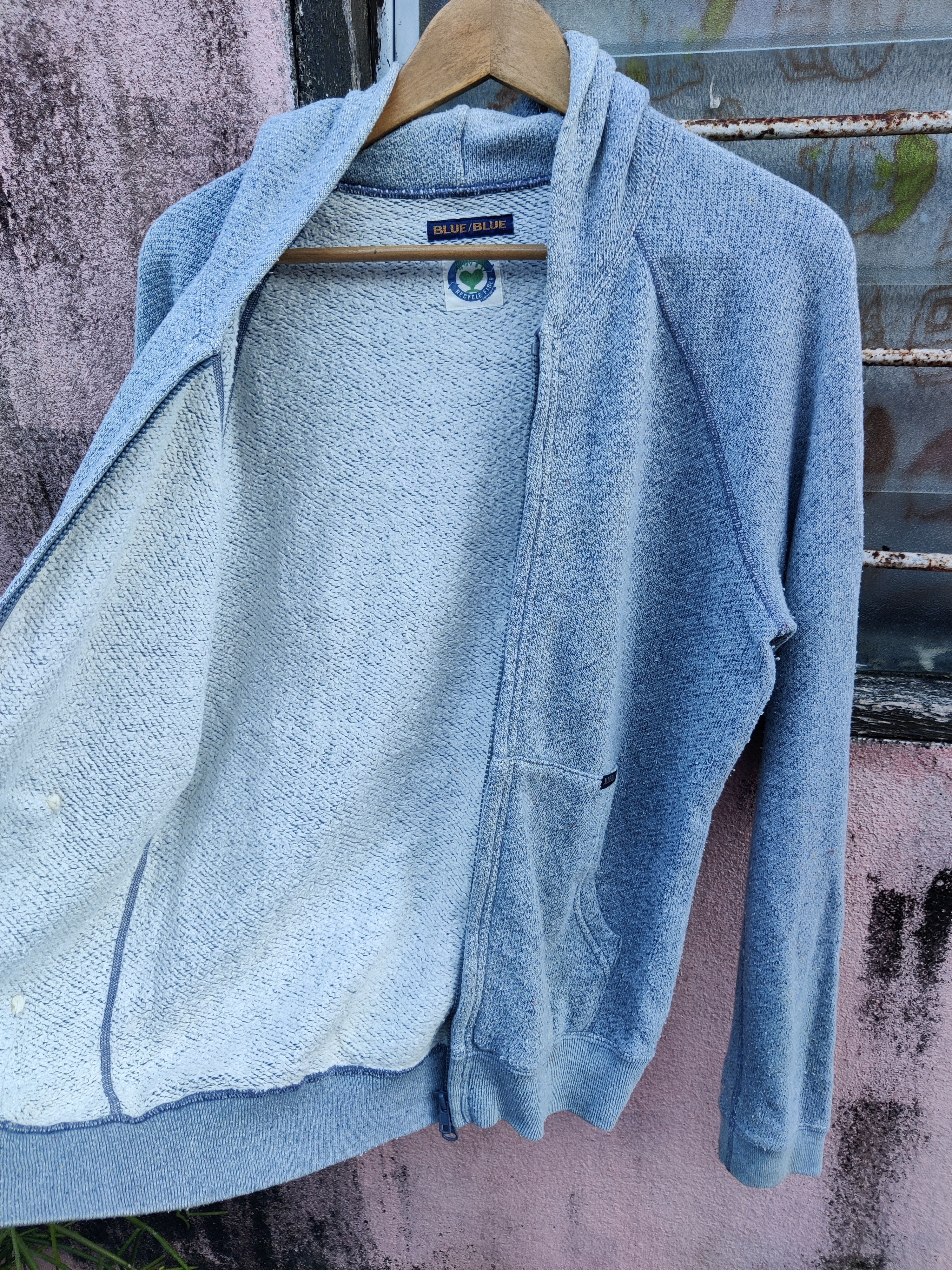 Blue Blue Japan 🔥Best Offer🔥 Vintage Blue Blue Japan Recycle Fiber Hoodie Size US M / EU 48-50 / 2 - 5 Thumbnail