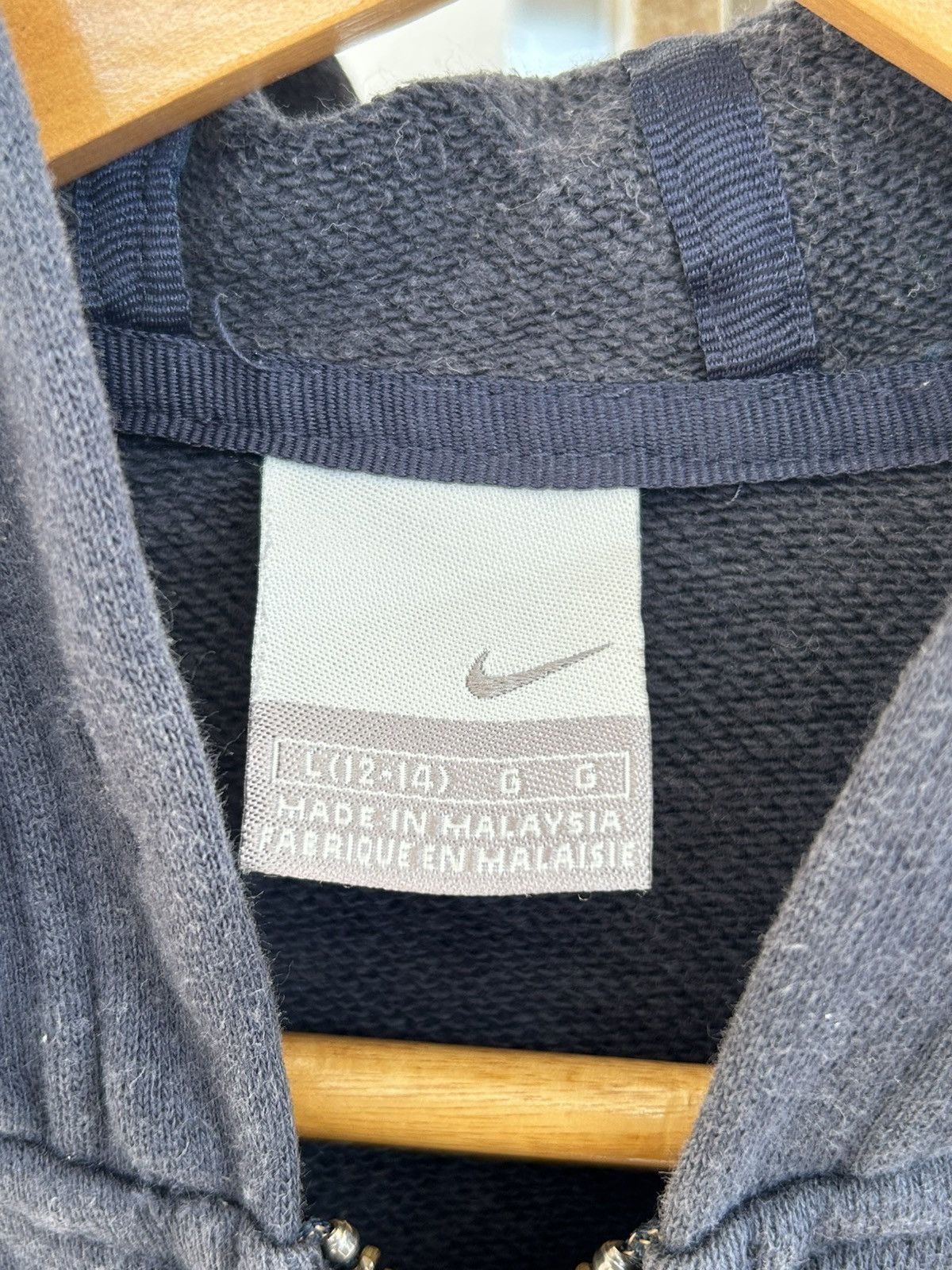 Nike Vintage 2000 Nike Athletics Jacket Hoodie Size L / US 10 / IT 46 - 4 Thumbnail