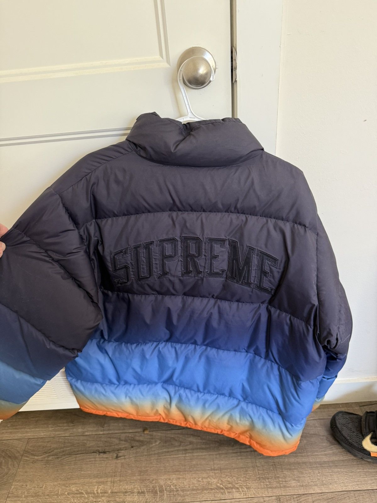 Supreme Supreme gradient puffy jacket navy Size US L / EU 52-54 / 3 - 8 Thumbnail