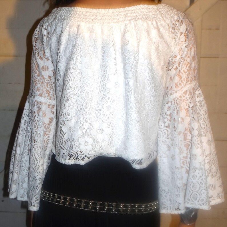 Hollister Hollister White Lace Crop Top XS Size XS / US 0-2 / IT 36-38 - 5 Thumbnail