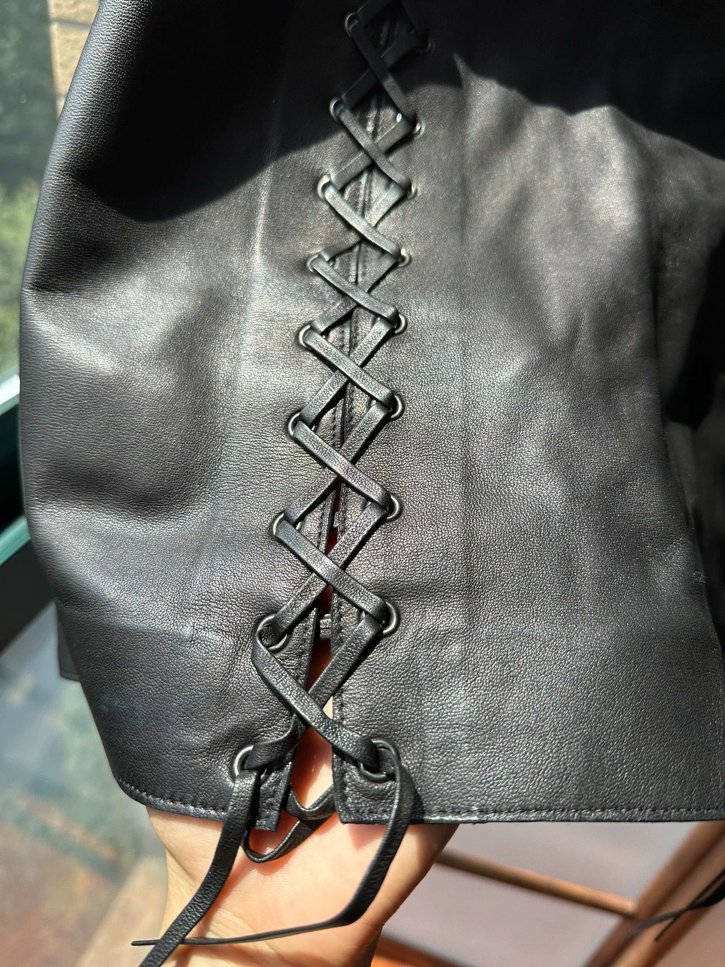 Unknown London yang li Leather Skirt Tie-Detail Size 40 95+ New Size 27" / US 4 / IT 40 - 8 Thumbnail