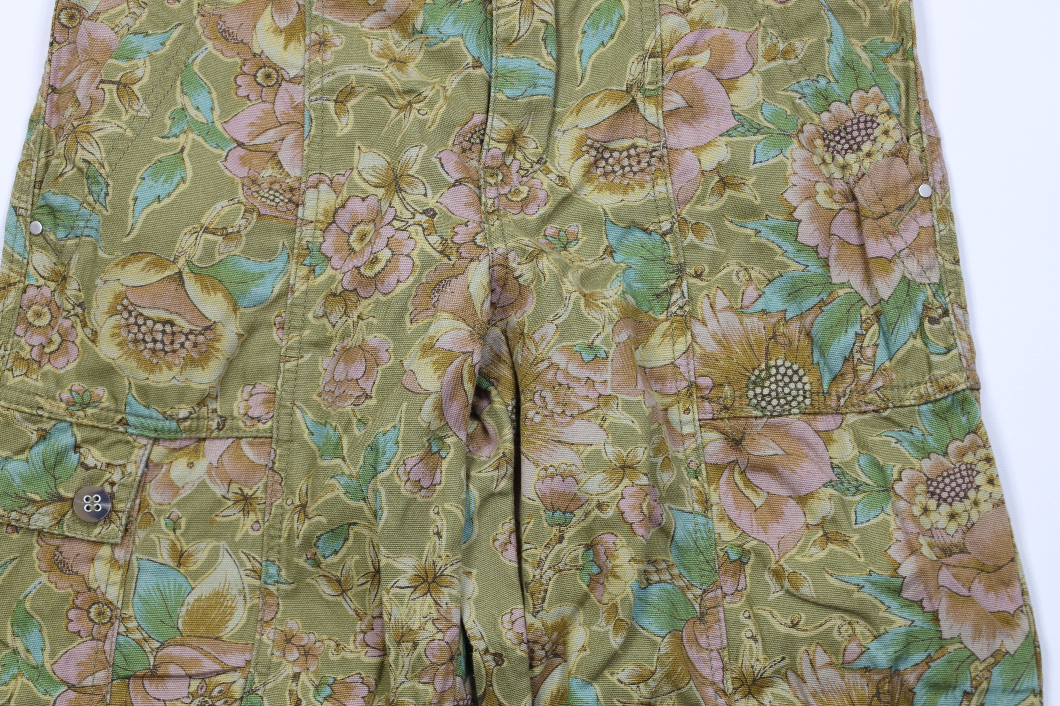 Anthropologie Anthropologie Pilcro Letterpress Flower Capris Cargo Pants Size 27" / US 4 / IT 40 - 3 Thumbnail