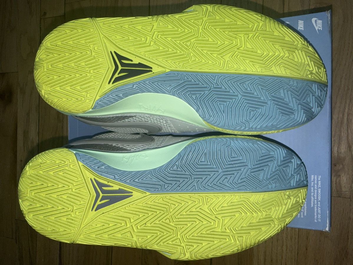 Nike JA 1 (GS) Size US 4.5 / IT 34.5 - 4 Thumbnail