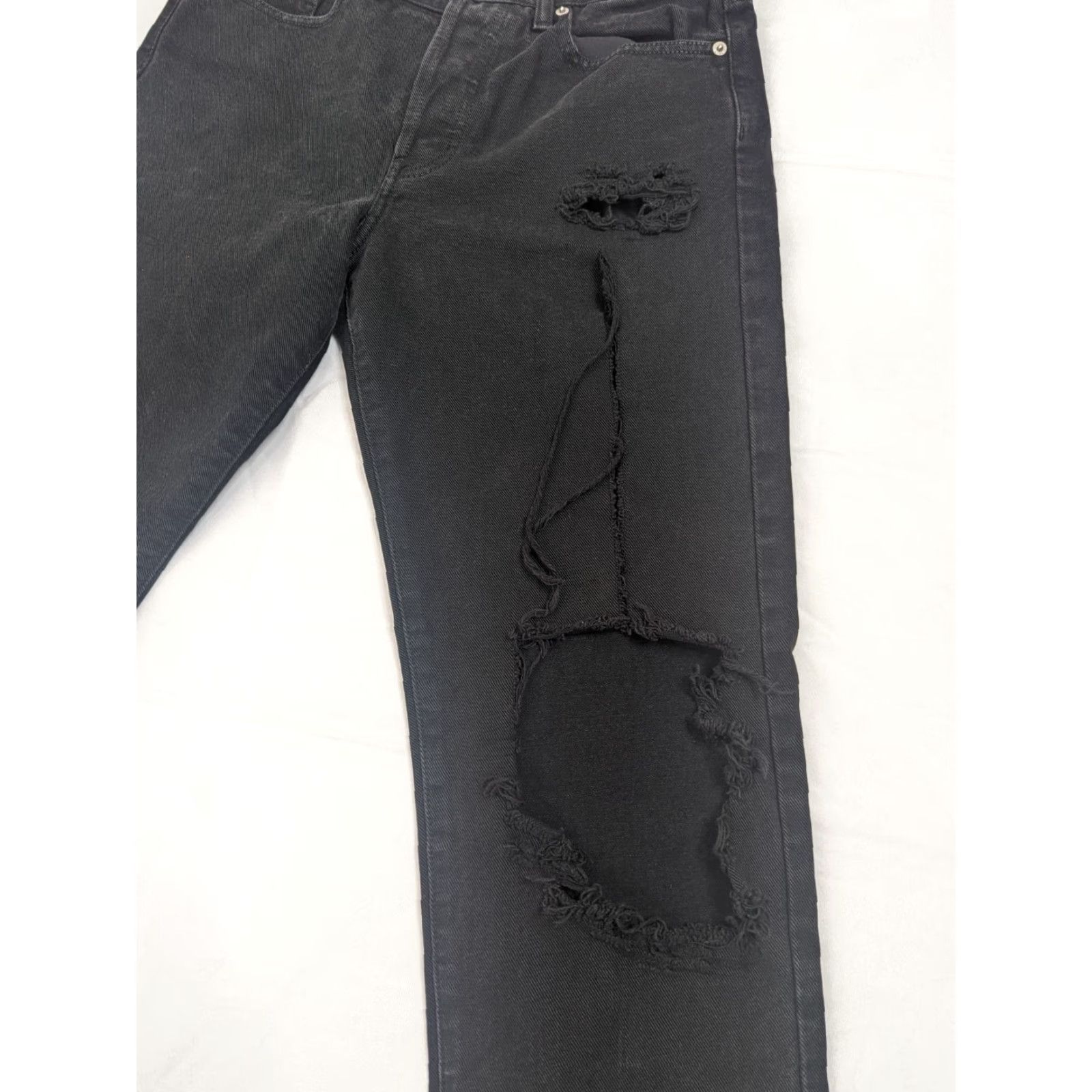 Calvin Klein VINTAGE Calvin Klein Jeans Womens 7 High Rise 30x29 Tapered Crop Distressed V2W Jeans 80s 90s Retro USA Womens Size 28" / US 6 / IT 42 - 3 Thumbnail