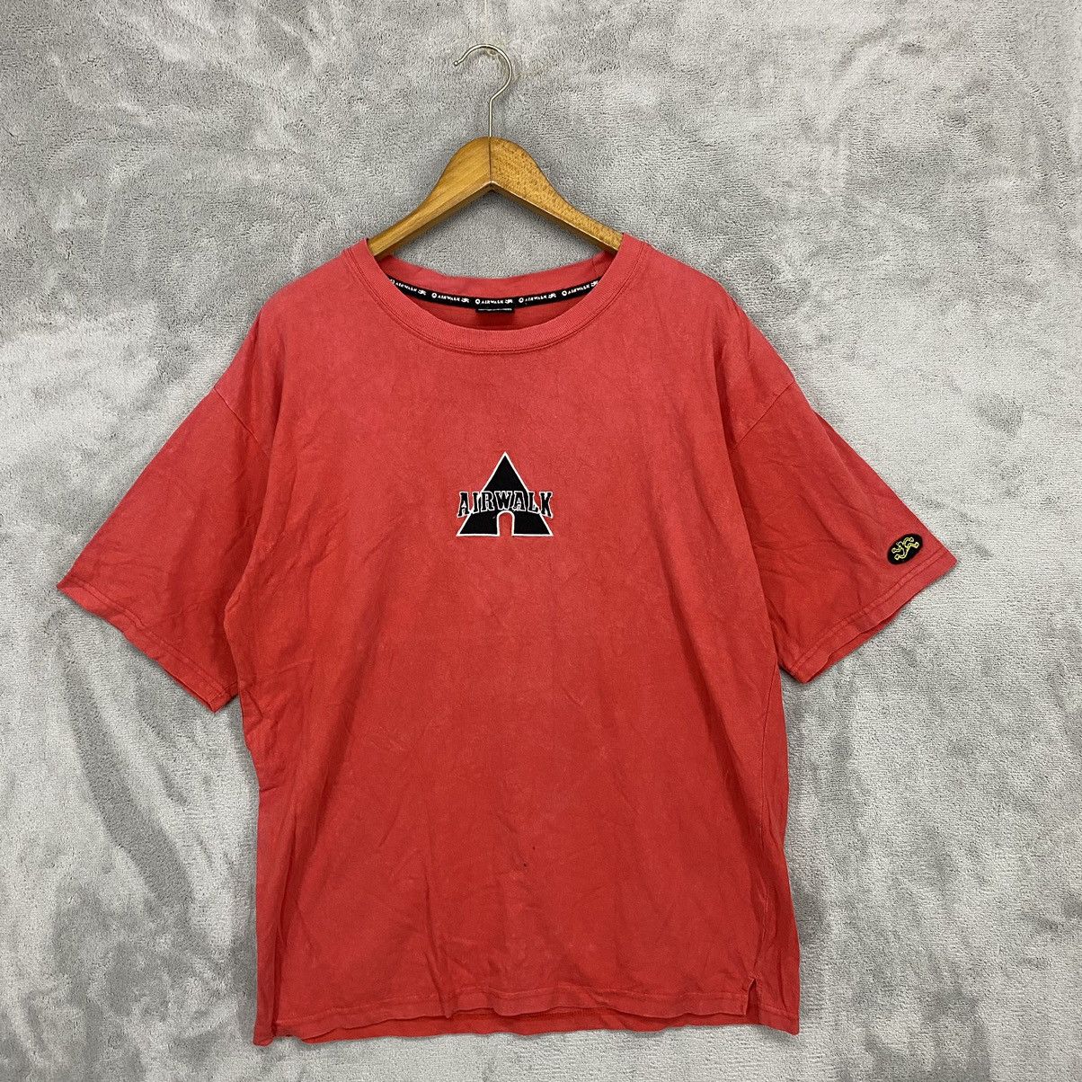 Airwalk Thrashed Faded Airwalk Logo Tee Size US L / EU 52-54 / 3 - 1 Thumbnail