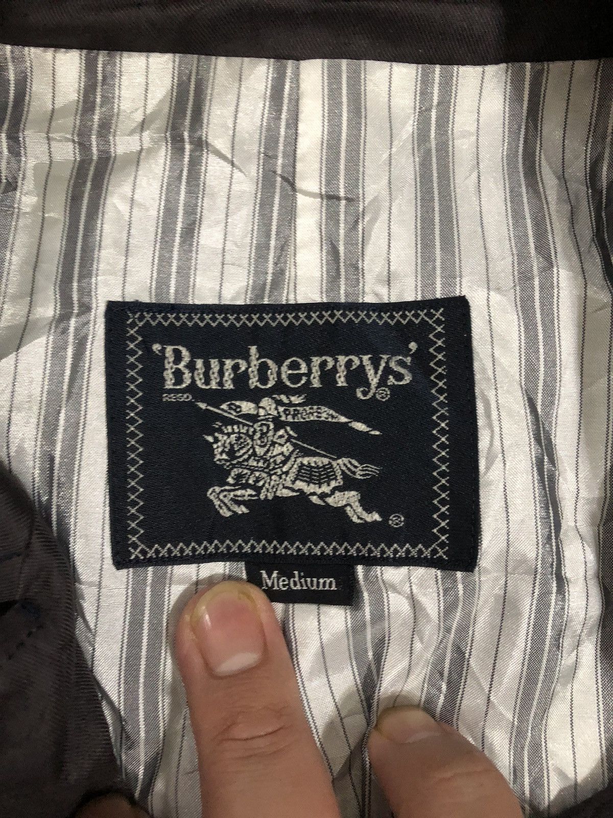 Burberry Burberry’s Size US L / EU 52-54 / 3 - 4 Thumbnail