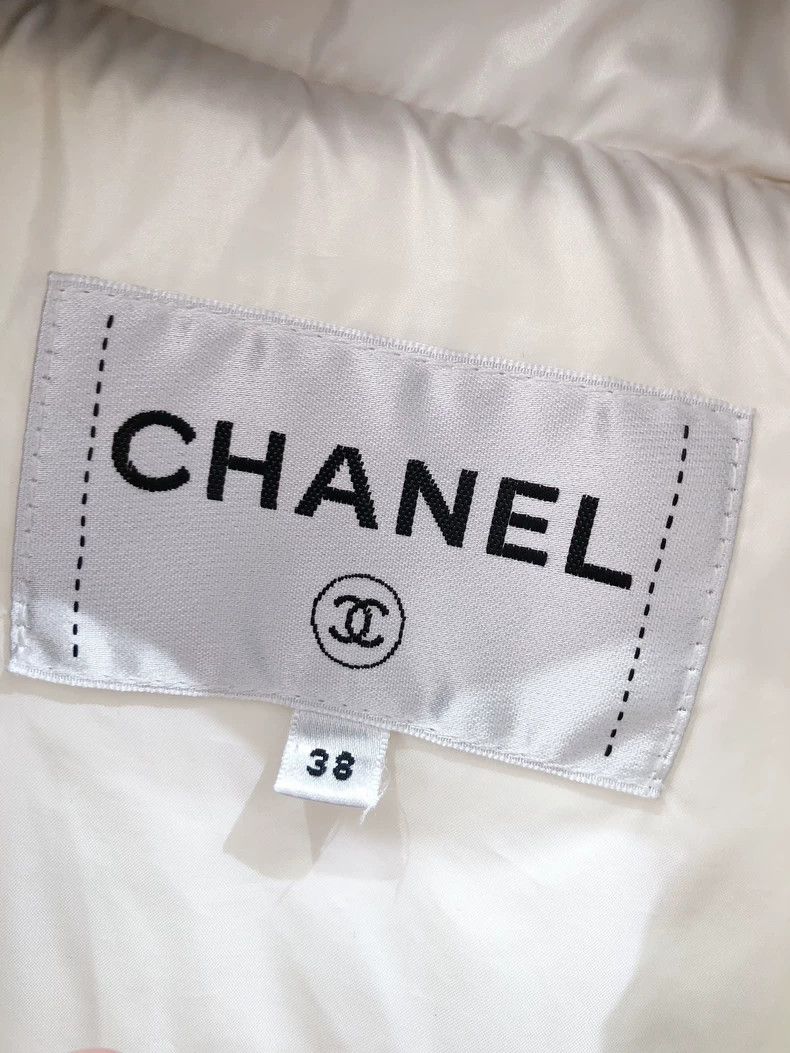 Chanel Chanel Snow White down jacket 2503-Nextarrow Size XS / US 0-2 / IT 36-38 - 5 Thumbnail