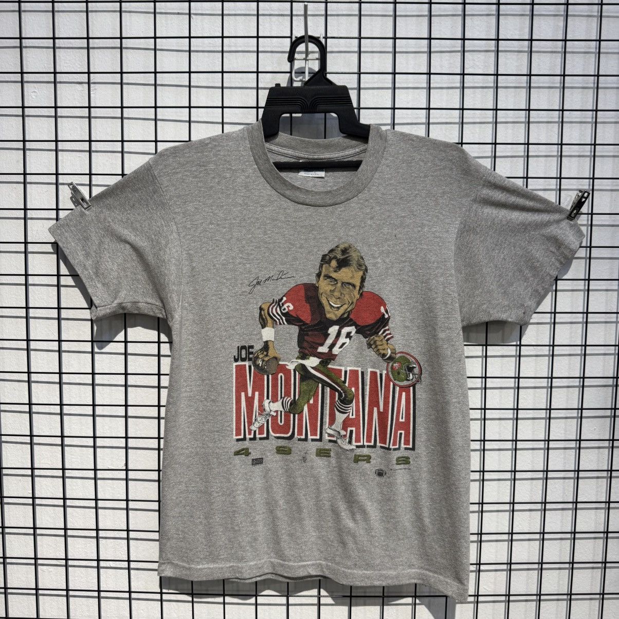 Other Vintage Joe Montana San Francisco 49ers Salem Single Stitch Size US M / EU 48-50 / 2 - 2 Thumbnail