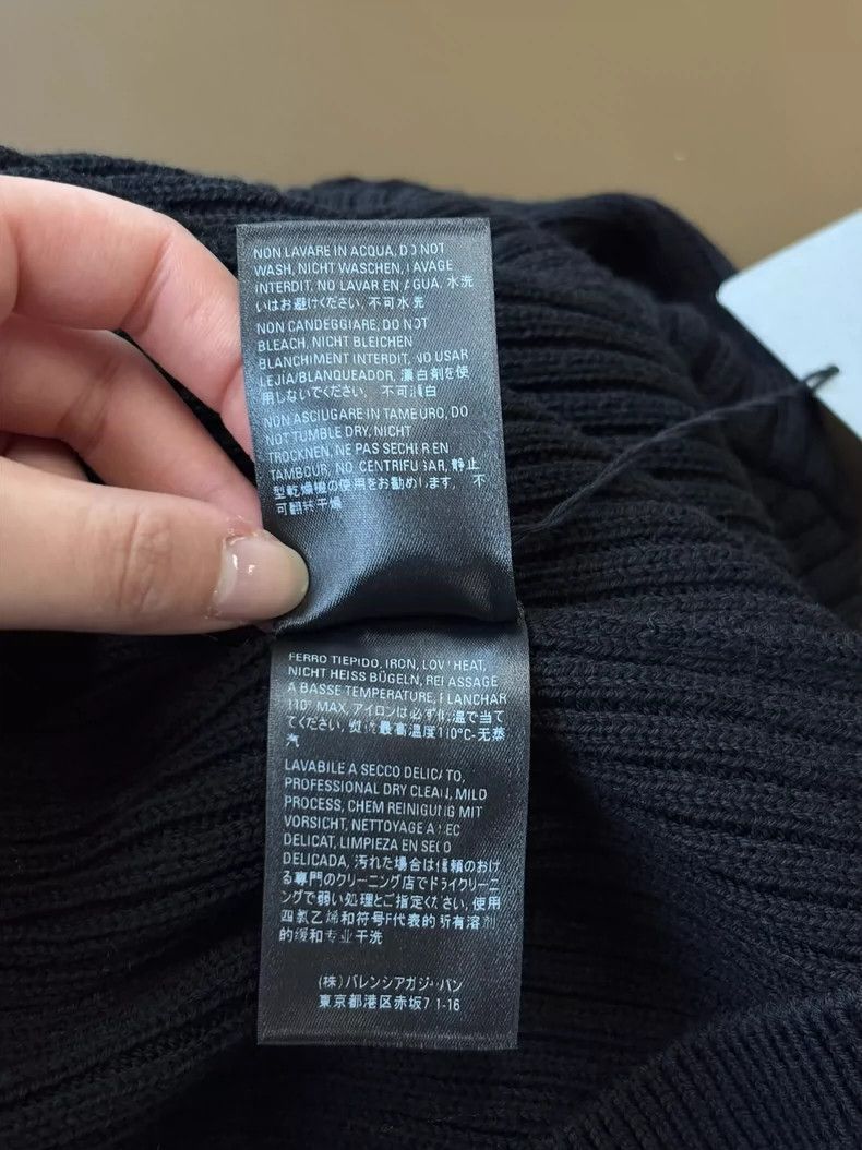 Balenciaga Balenciaga Black Knit sweater 2503-Nextarrow Size US S / EU 44-46 / 1 - 9 Thumbnail