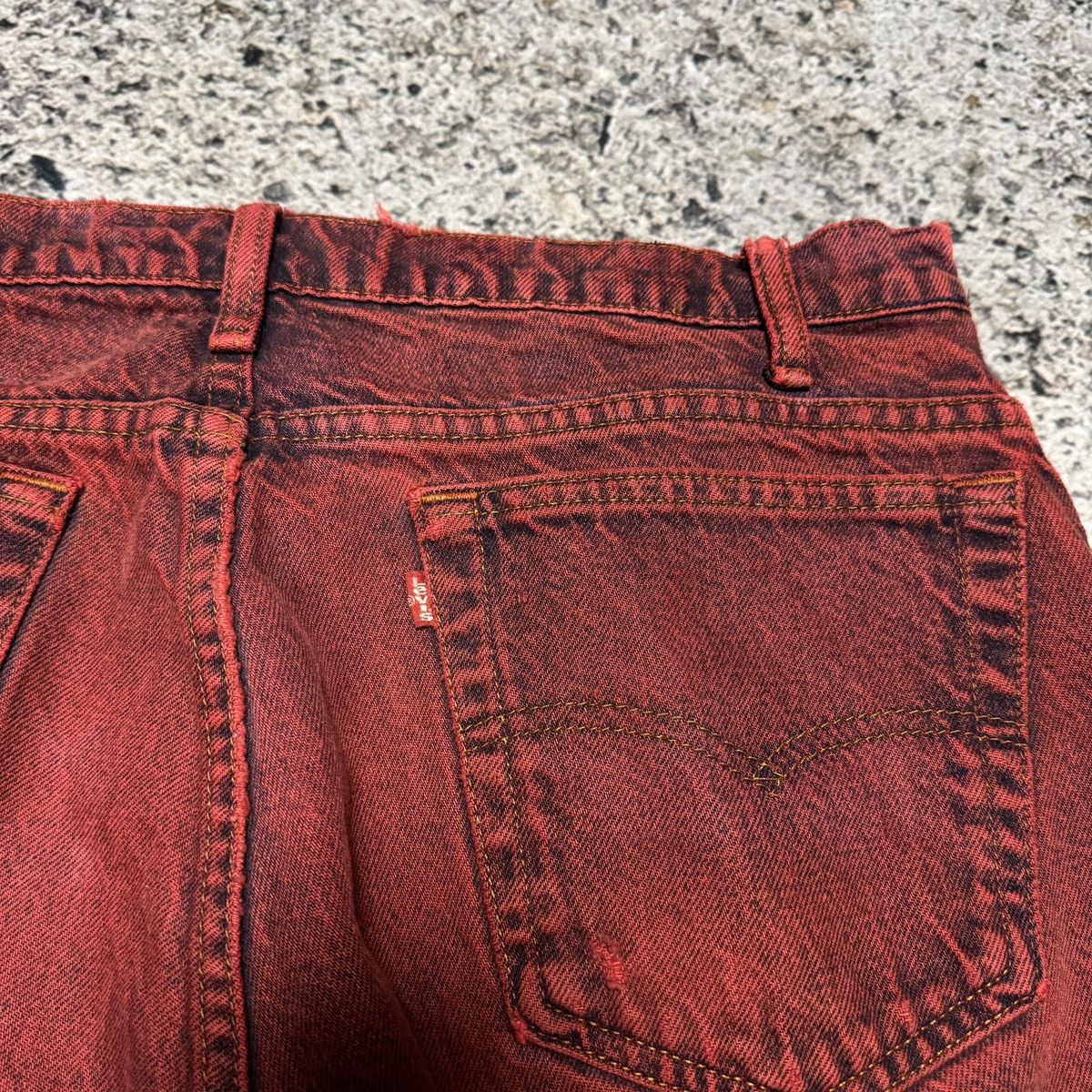 Levi's Vintage Levi’s 505 Red Dyed Thrashed Faded Denim Jeans Size US 34 / EU 50 - 6 Thumbnail