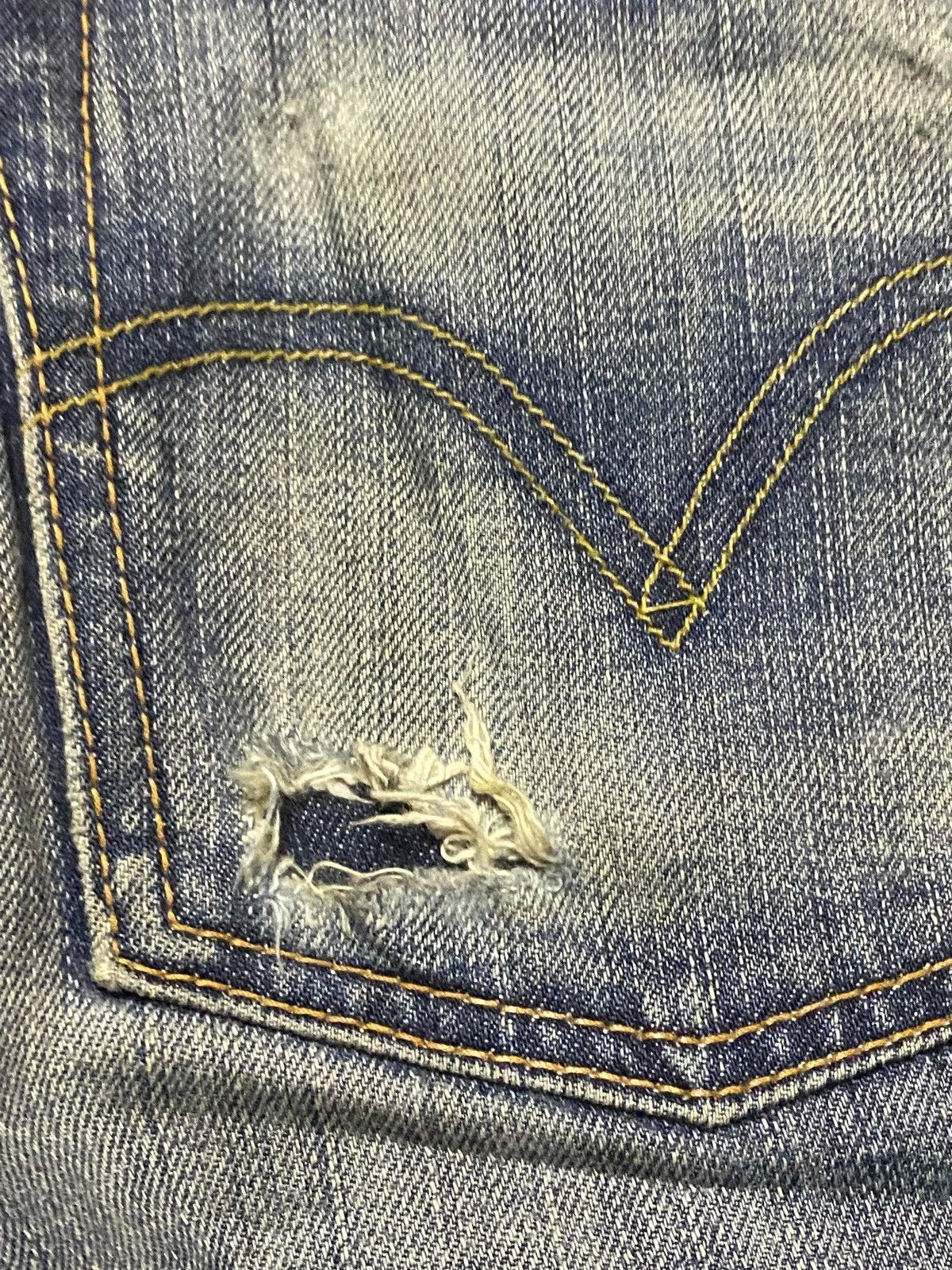 Levi's Vintage Levis 702 Mud Wash Distressed Loose Jeans Size US 31 - 10 Thumbnail