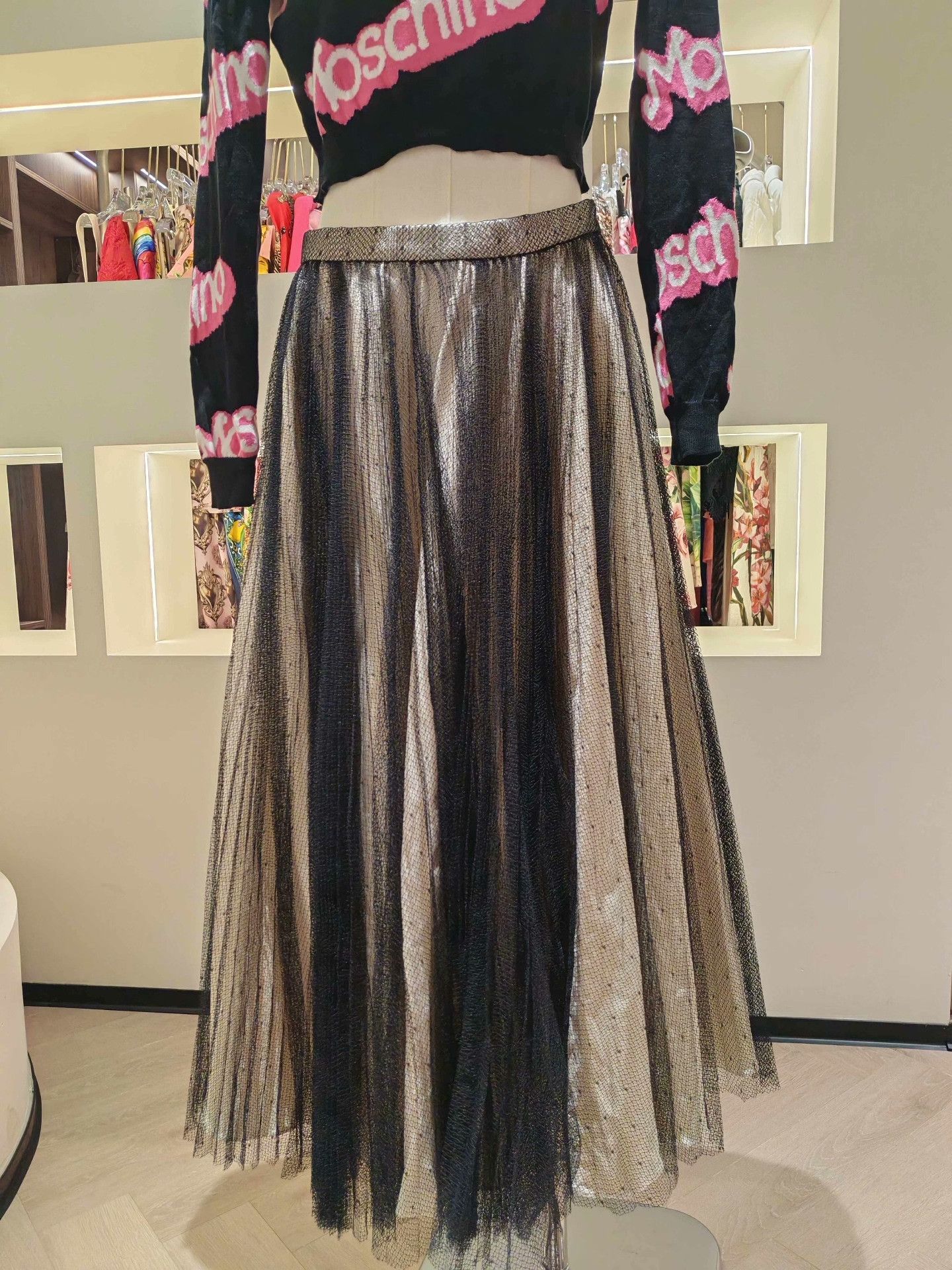 Philosophy di Lorenzo Serafini Philosophy di Lorenzo Serafini Tulle Skirt Size 40" / US 18 - 1 Thumbnail