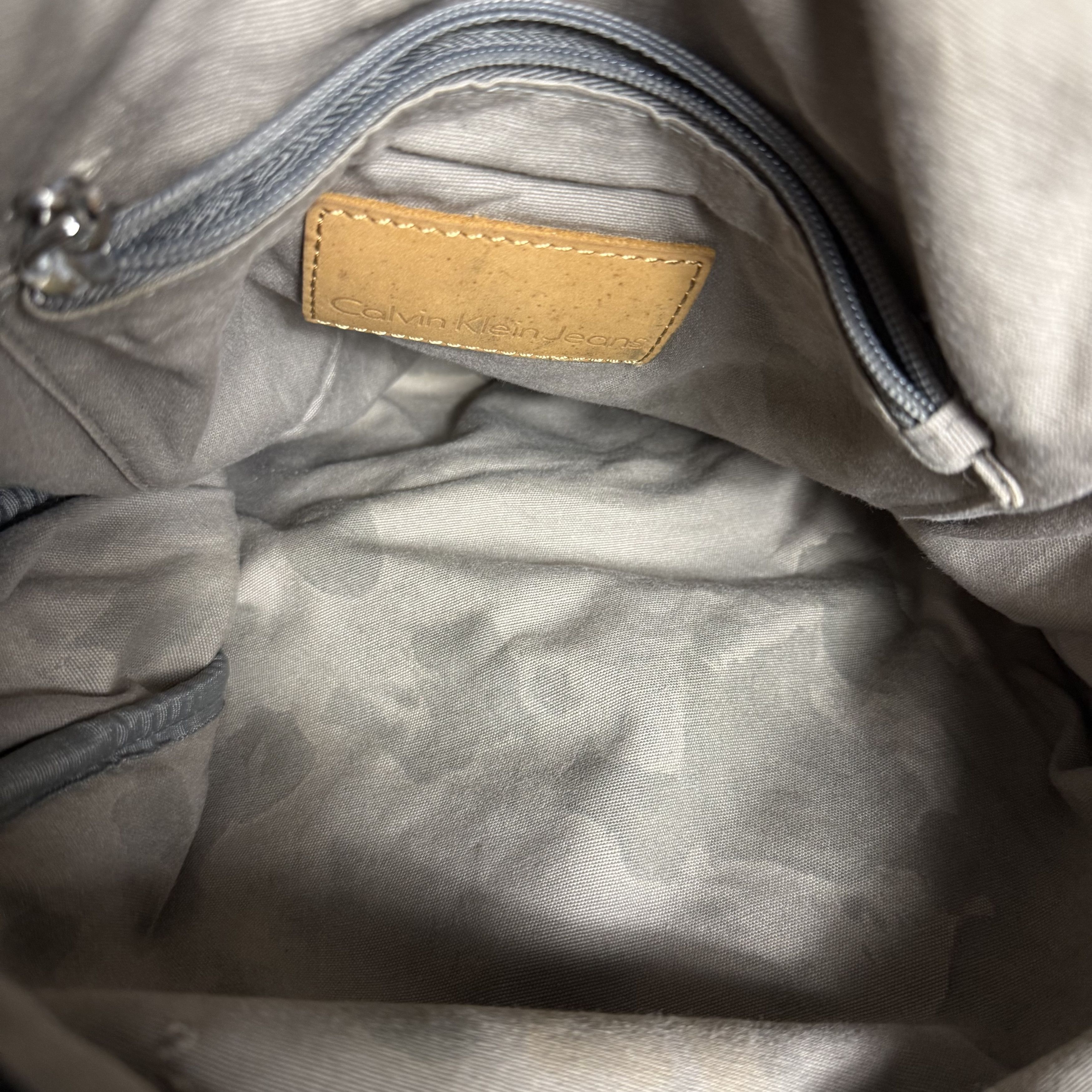 Calvin Klein 🔥RARE🔥Calvin Klein Jeans Faded Backpack Hook Closure Size ONE SIZE - 10 Thumbnail