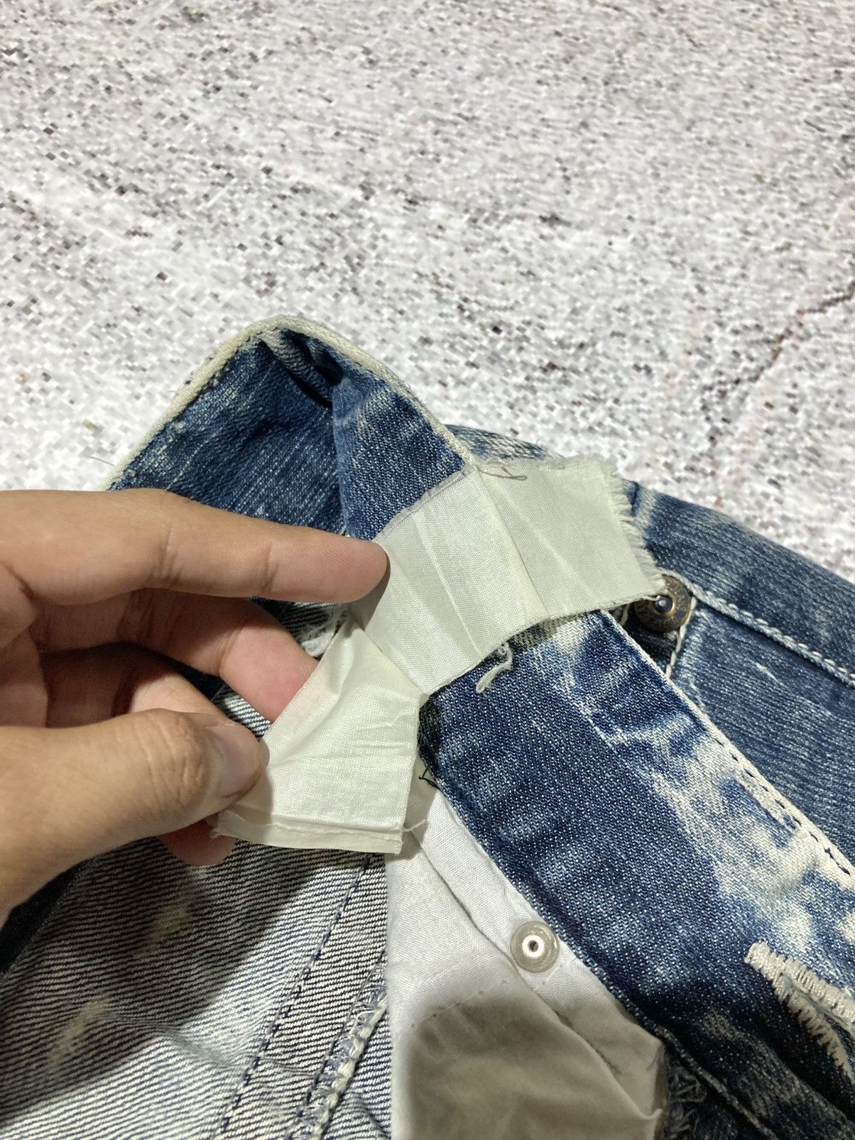 Japanese Brand 2000s Ugiz Distressed Ripped Acid Wash Denim Tornado Style Size US 29 - 19 Thumbnail
