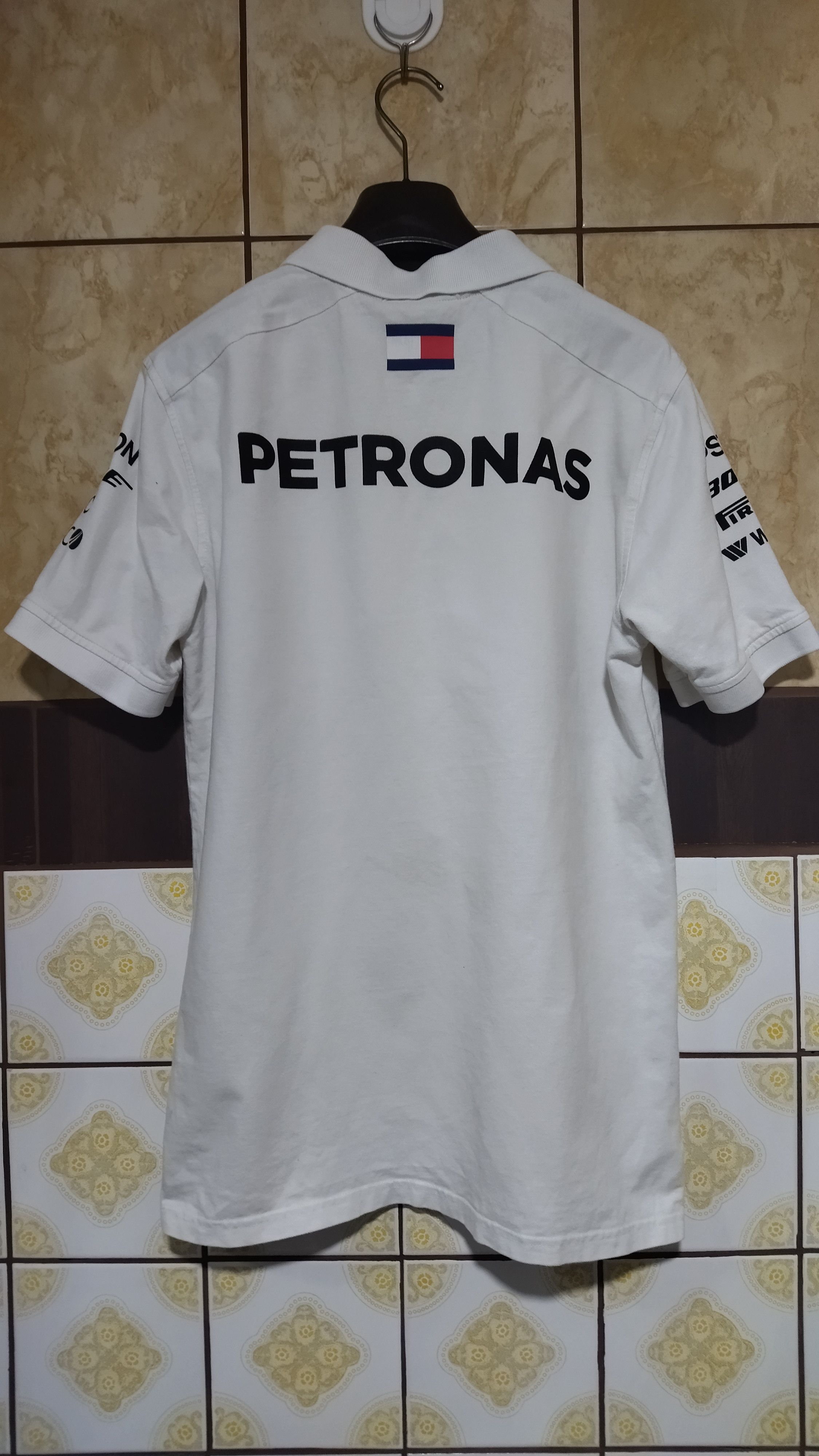 Tommy Hilfiger Petronas Mersedes Amg polo shirt Size US S / EU 44-46 / 1 - 2 Thumbnail