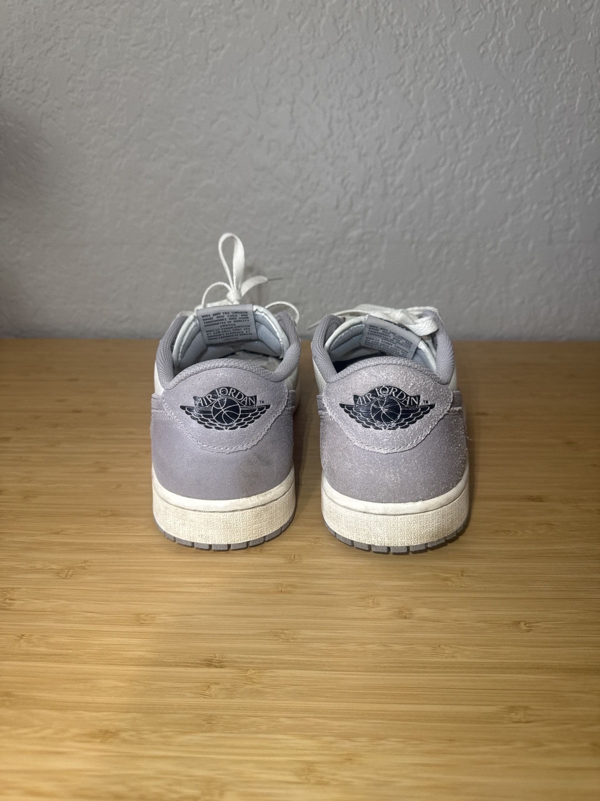 Jordan Brand Air Jordan 1 Retro Low OG 'Atmosphere Grey' Size US 11 / EU 44 - 5 Thumbnail