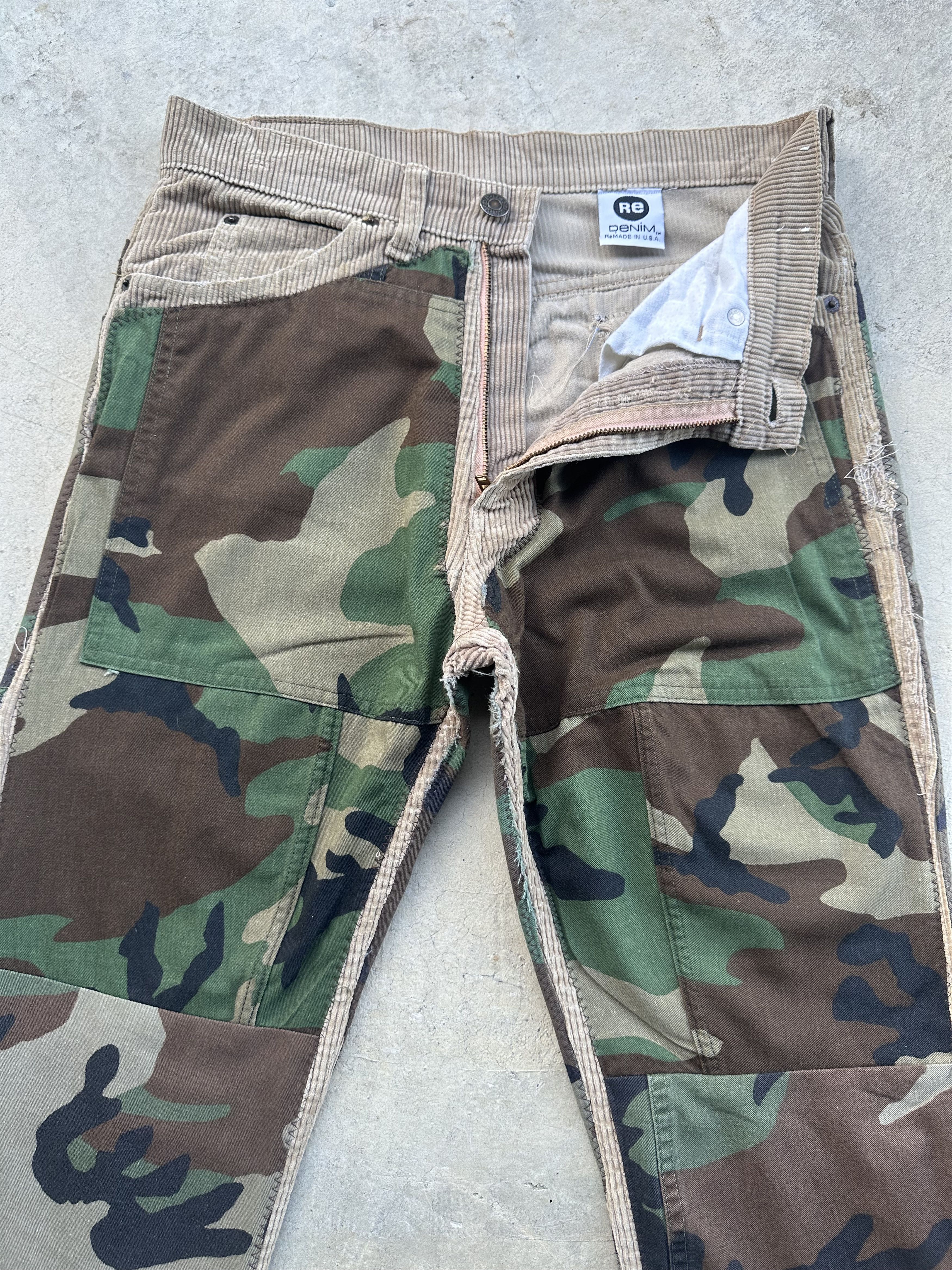 Levi's Vintage Levis 80s No 10 Reconstructed Woodland Camo Curduroy Size US 29 - 17 Thumbnail