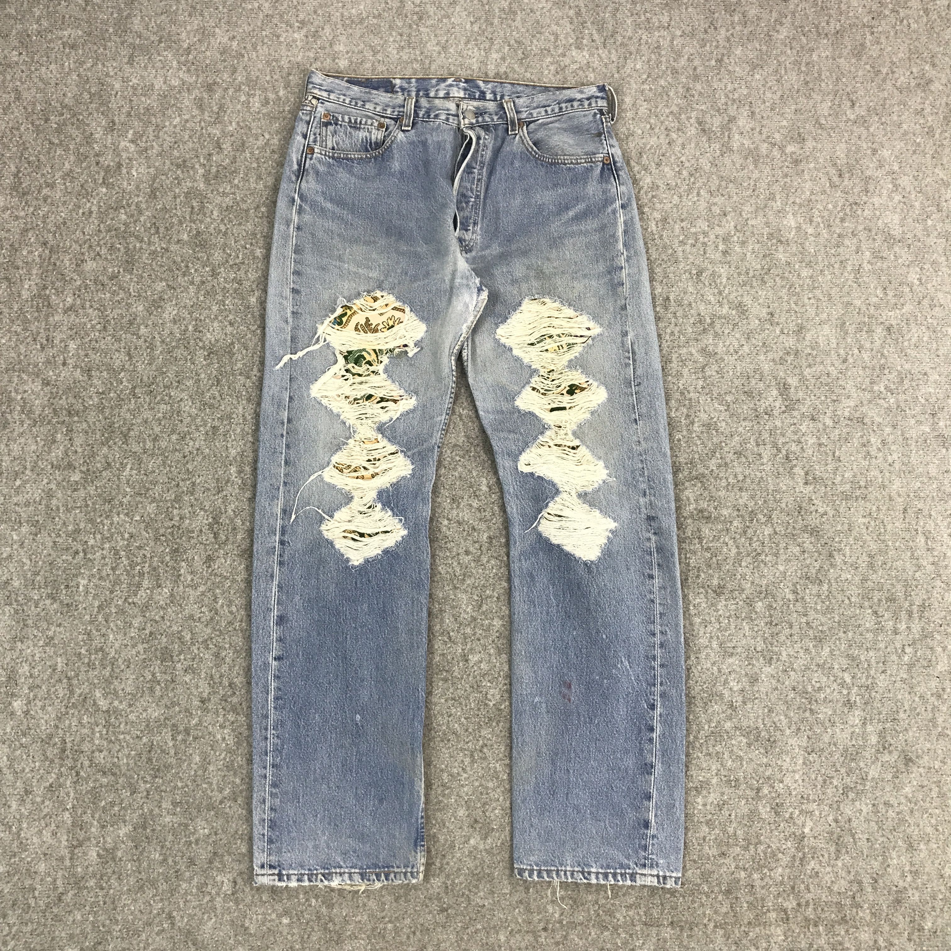 Levi's Vintage Clothing × Vintage LEVI'S 501 DISTRESSED PATCHWORK DENIM JEANS Size US 32 / EU 48 - 1 Thumbnail