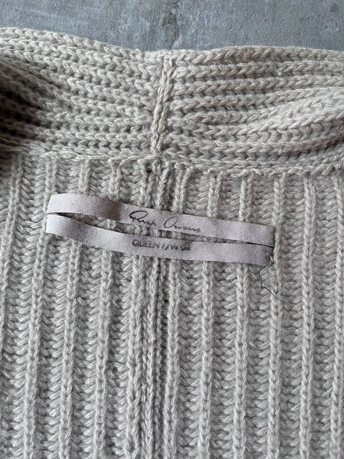 Rick Owens Rick Owens Queen F/W 04 wool beige sweater Size L / US 10 / IT 46 - 2 Thumbnail