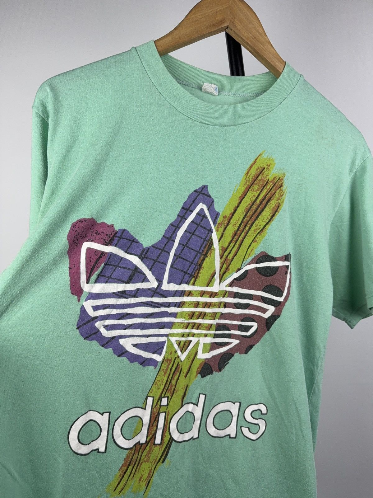 Adidas Vintage Retro Rare 80s Adidas Trefoil Logo Graphic Tee Green Size US M / EU 48-50 / 2 - 5 Thumbnail